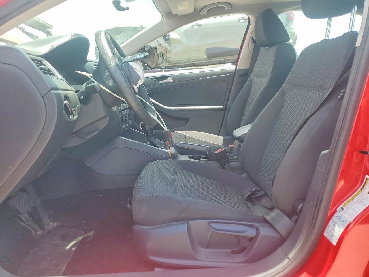 2014 Volkswagen Jetta Base Red vin: 3VW2K7AJ8EM250512