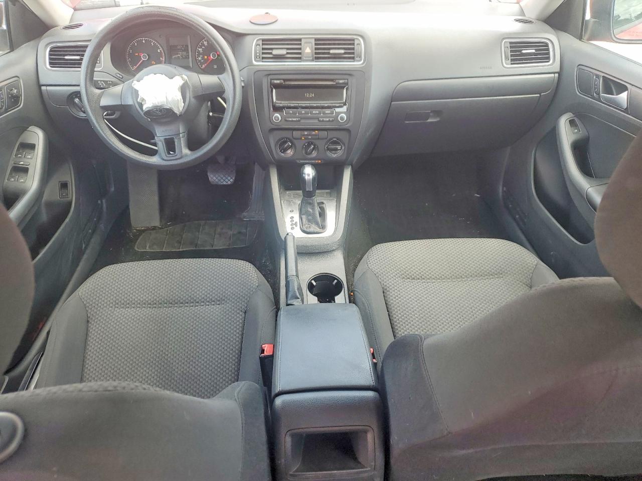 2014 Volkswagen Jetta Base Red vin: 3VW2K7AJ8EM250512