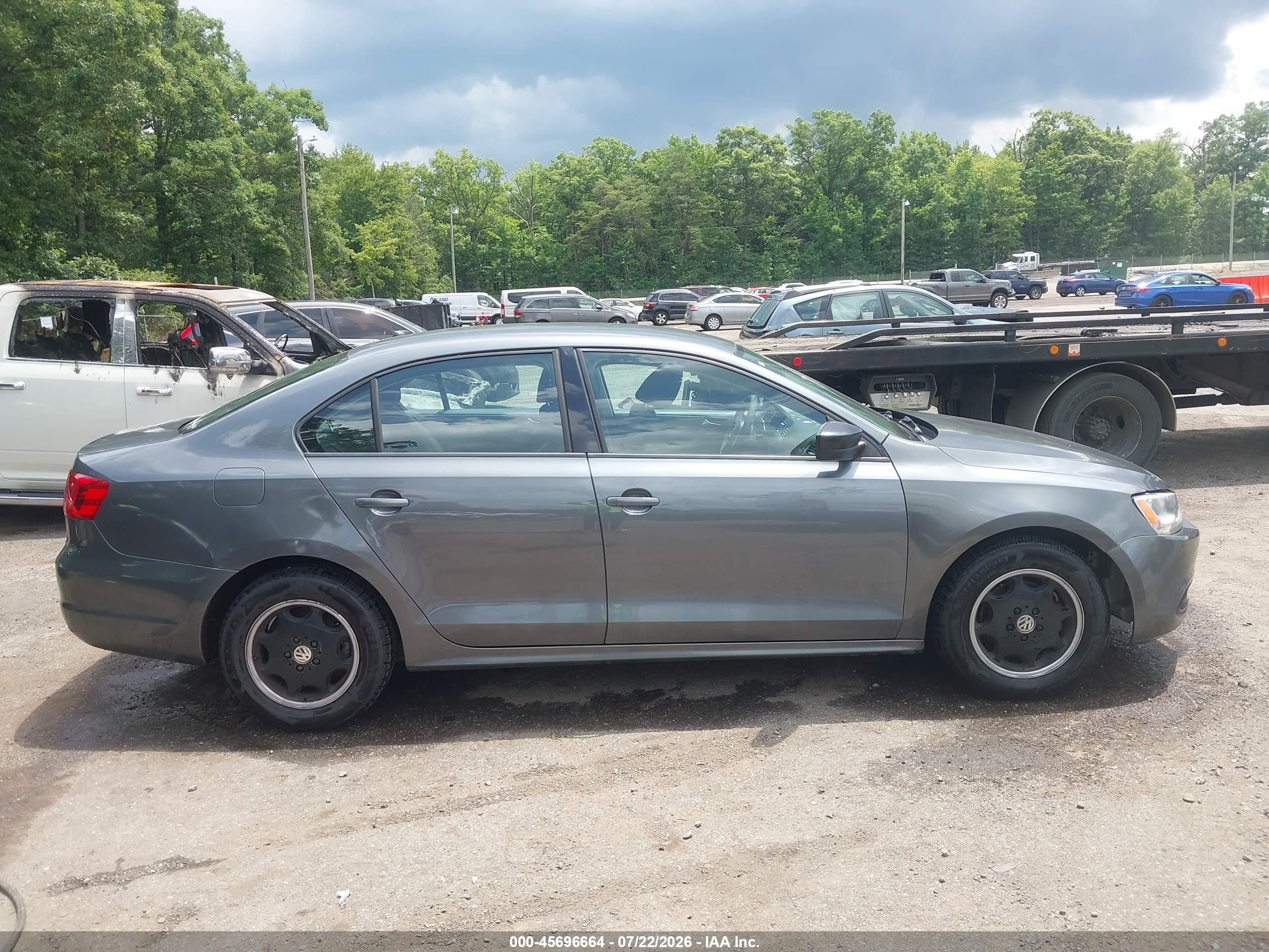 2014 Volkswagen Jetta 2.0l S Gray vin: 3VW2K7AJ8EM290573