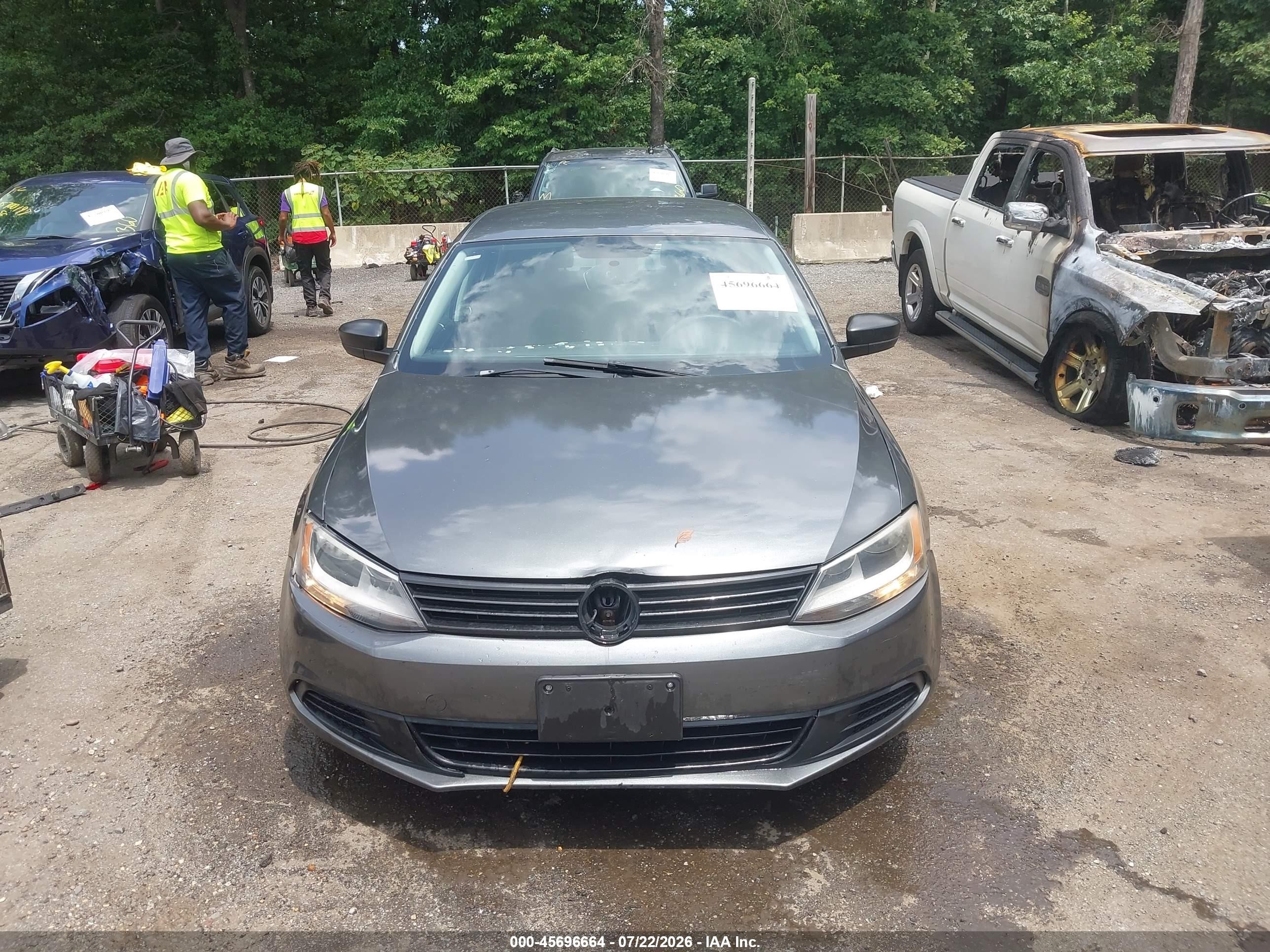 2014 Volkswagen Jetta 2.0l S Gray vin: 3VW2K7AJ8EM290573