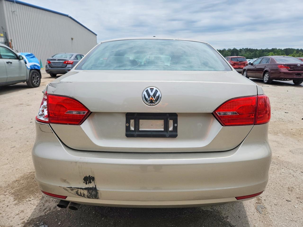 2014 Volkswagen Jetta Base Желто-коричневый vin: 3VW2K7AJ8EM290721