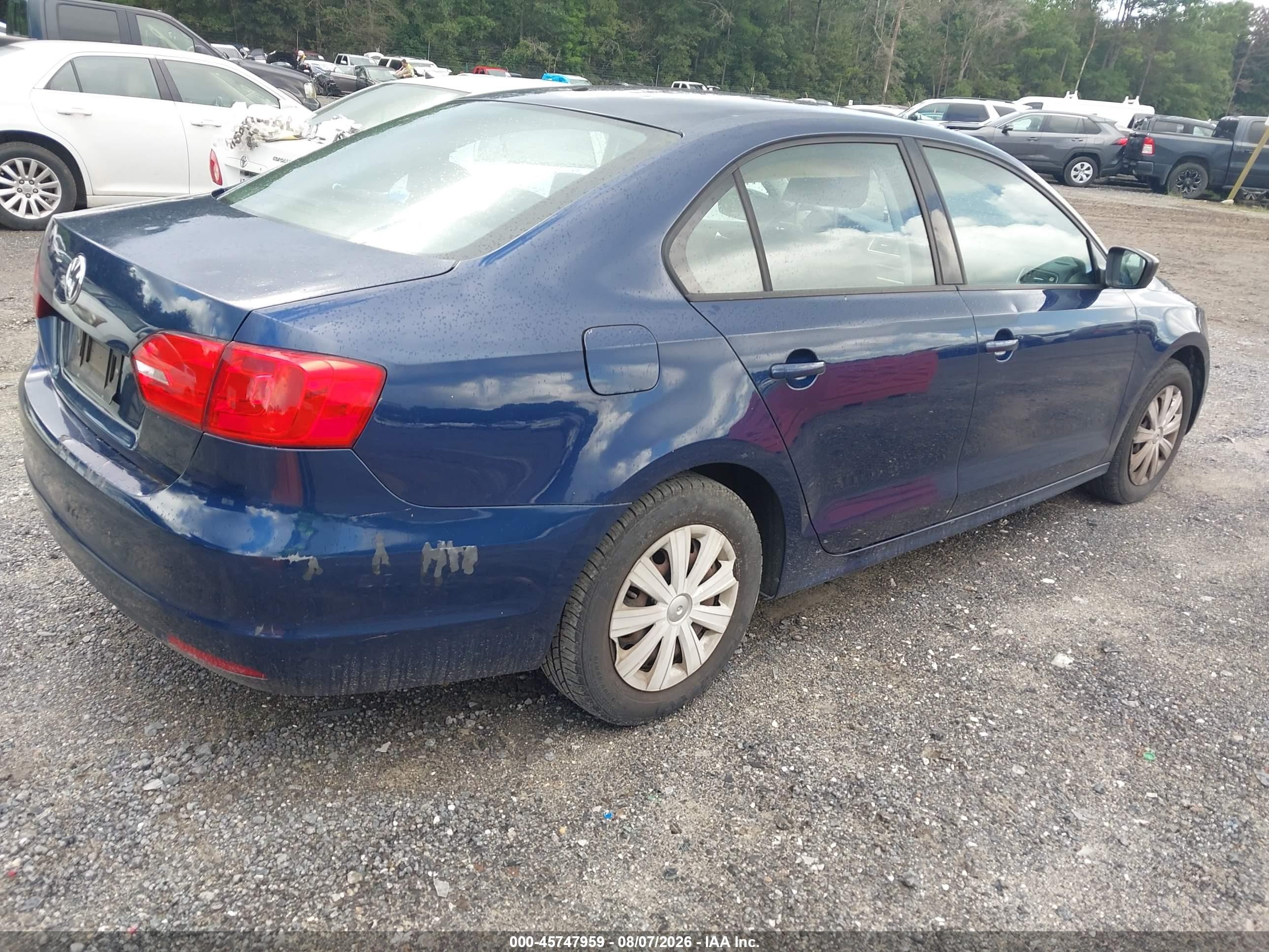 2014 Volkswagen Jetta 2.0l S Blue vin: 3VW2K7AJ8EM304228