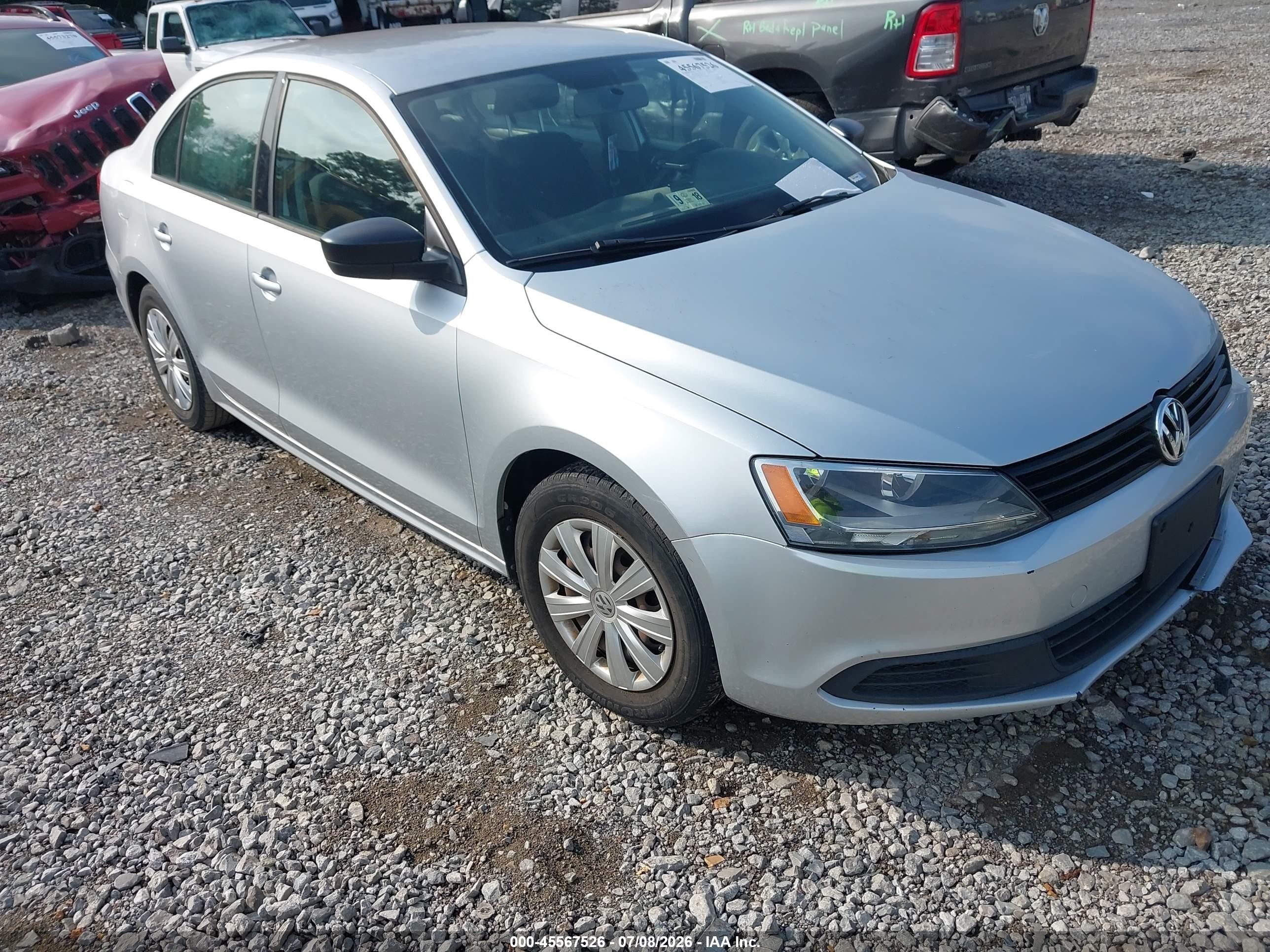 2014 Volkswagen Jetta 2.0l S Silver vin: 3VW2K7AJ8EM327802