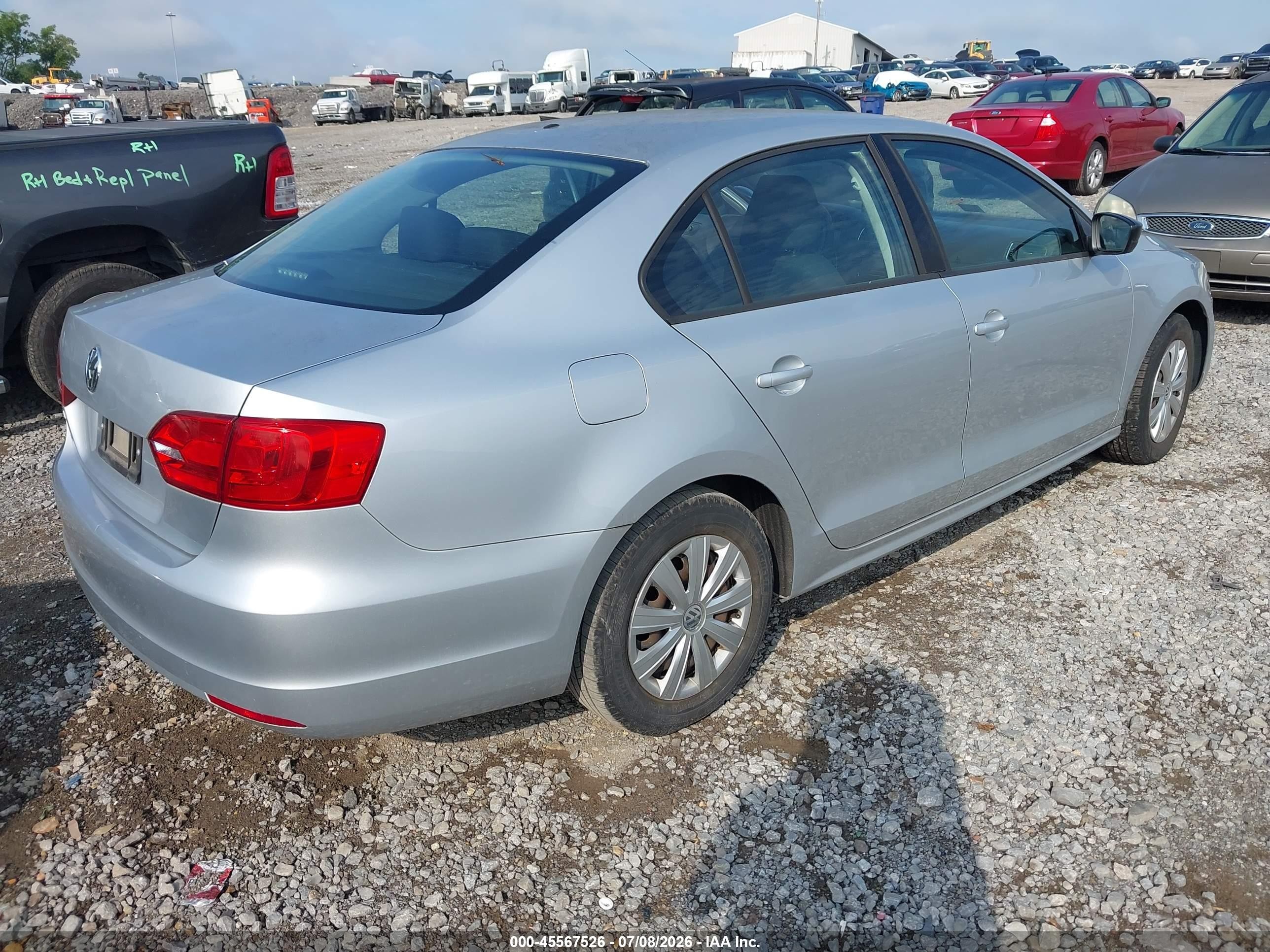 2014 Volkswagen Jetta 2.0l S Silver vin: 3VW2K7AJ8EM327802