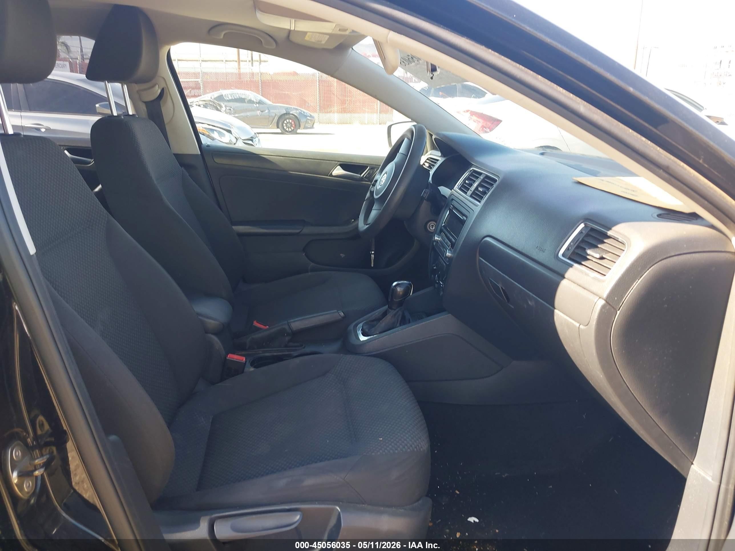 2014 Volkswagen Jetta 2.0l S Черный vin: 3VW2K7AJ8EM375946