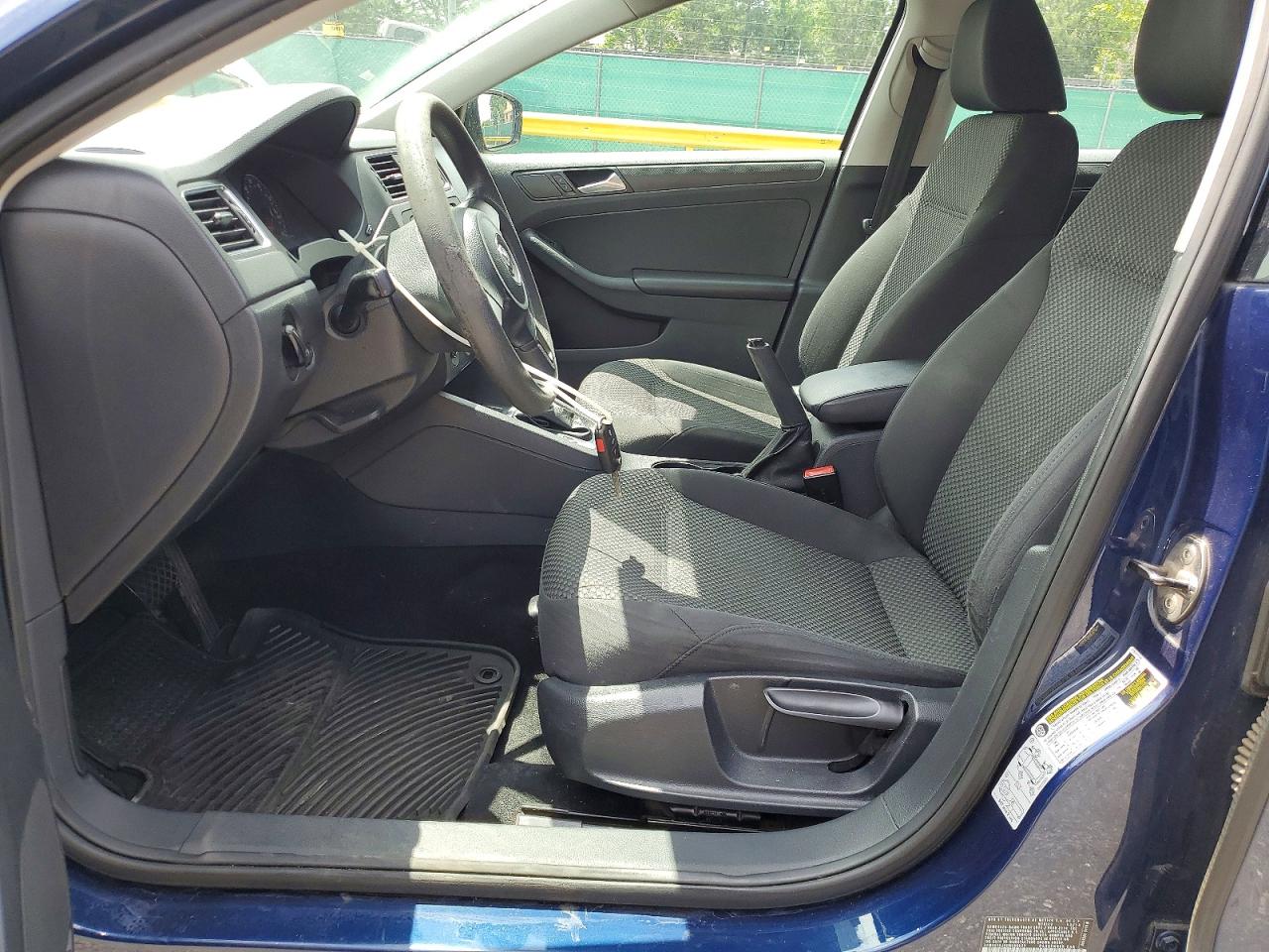 2014 Volkswagen Jetta Base Blue vin: 3VW2K7AJ8EM398577
