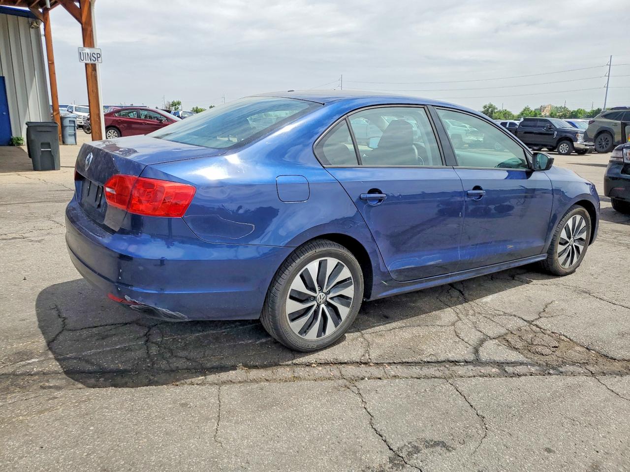 2014 Volkswagen Jetta Base Blue vin: 3VW2K7AJ8EM398577