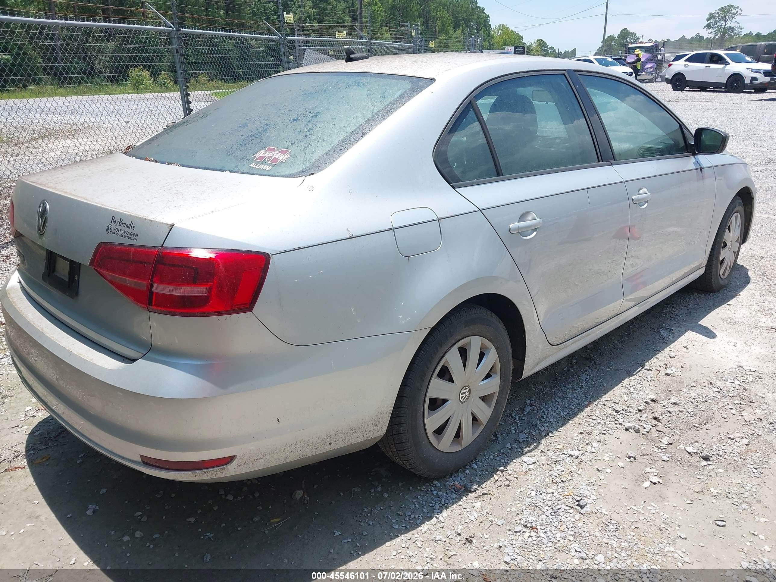 2015 Volkswagen Jetta 2.0l S Silver vin: 3VW2K7AJ8FM253802