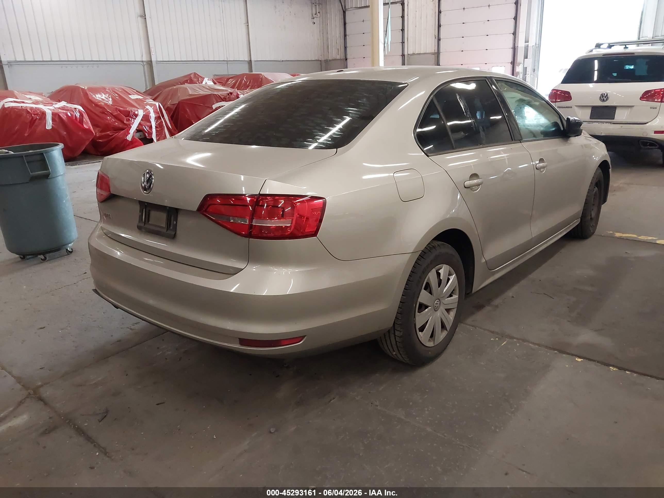 2015 Volkswagen Jetta 2.0l S Beige vin: 3VW2K7AJ8FM272317