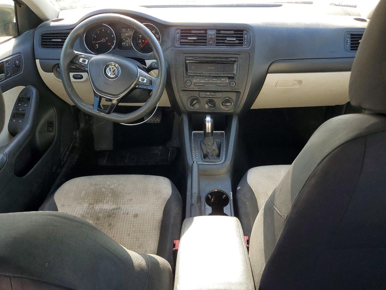 2015 Volkswagen Jetta Base Золотой vin: 3VW2K7AJ8FM273306
