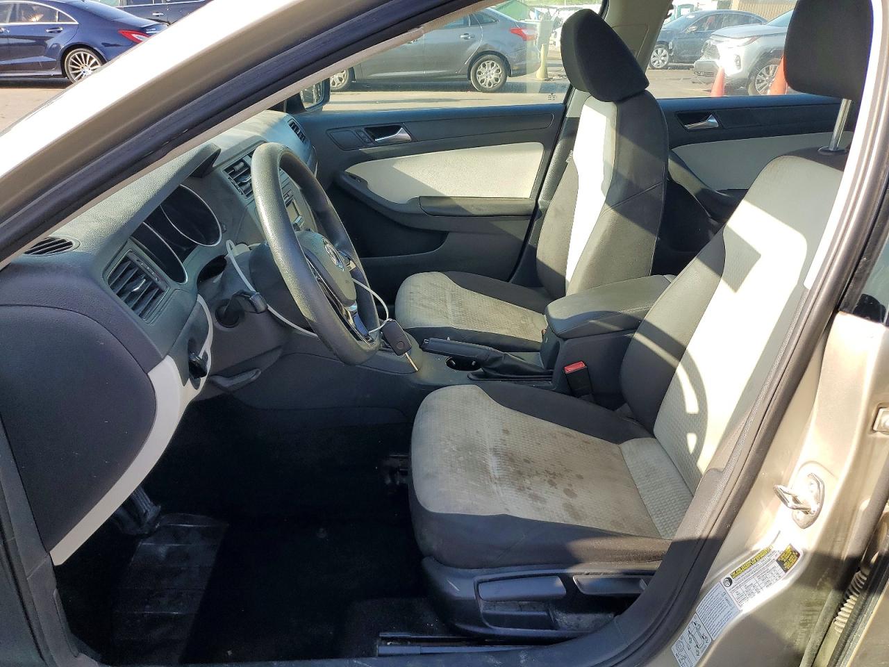 2015 Volkswagen Jetta Base Золотой vin: 3VW2K7AJ8FM273306