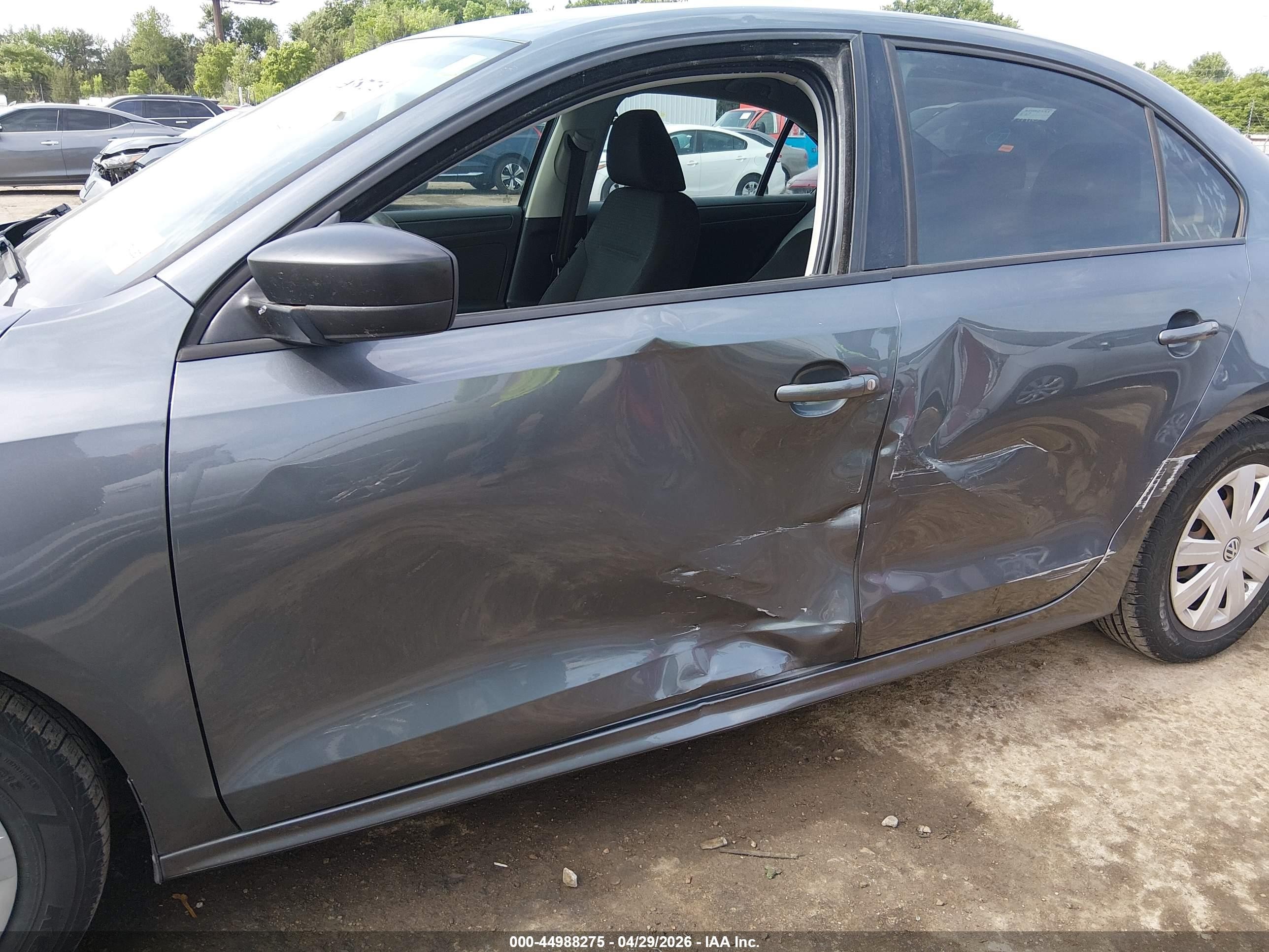 2015 Volkswagen Jetta 2.0l S Серый vin: 3VW2K7AJ8FM324030
