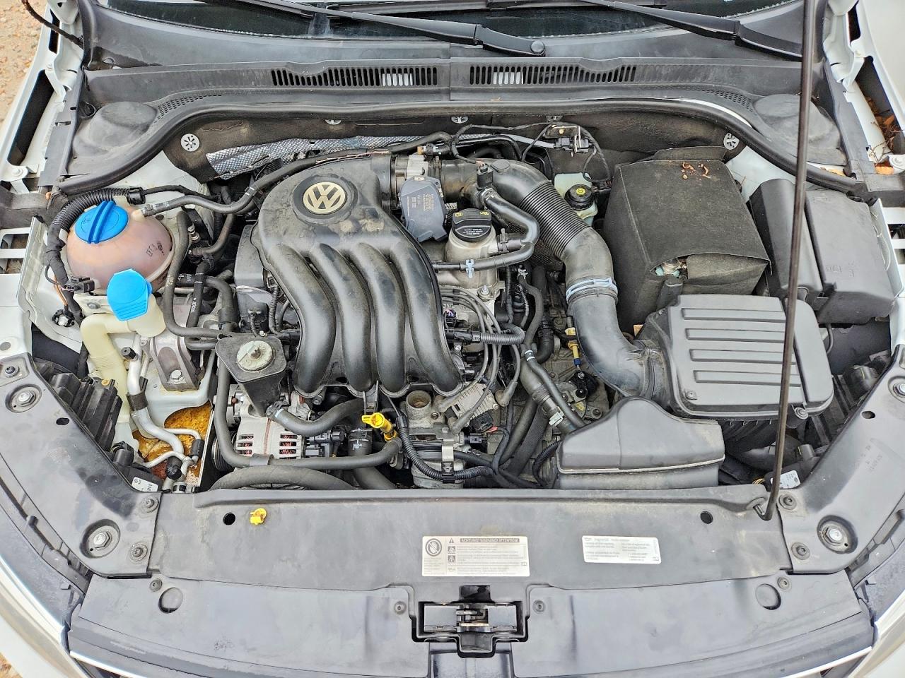 2015 Volkswagen Jetta Base Белый vin: 3VW2K7AJ8FM347419
