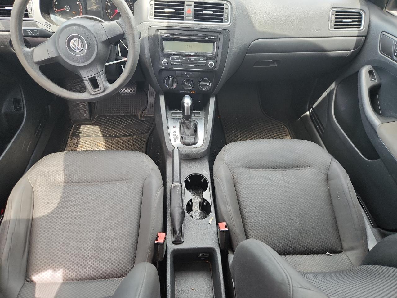 2011 Volkswagen Jetta Base Серый vin: 3VW2K7AJ9BM356530