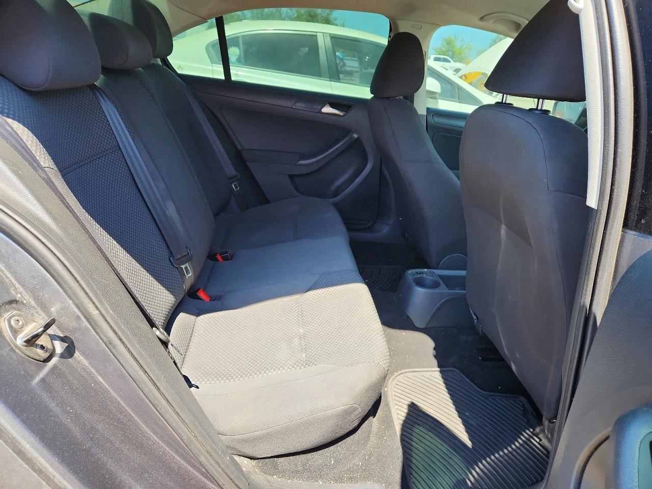 2011 Volkswagen Jetta Base Gray vin: 3VW2K7AJ9BM387583