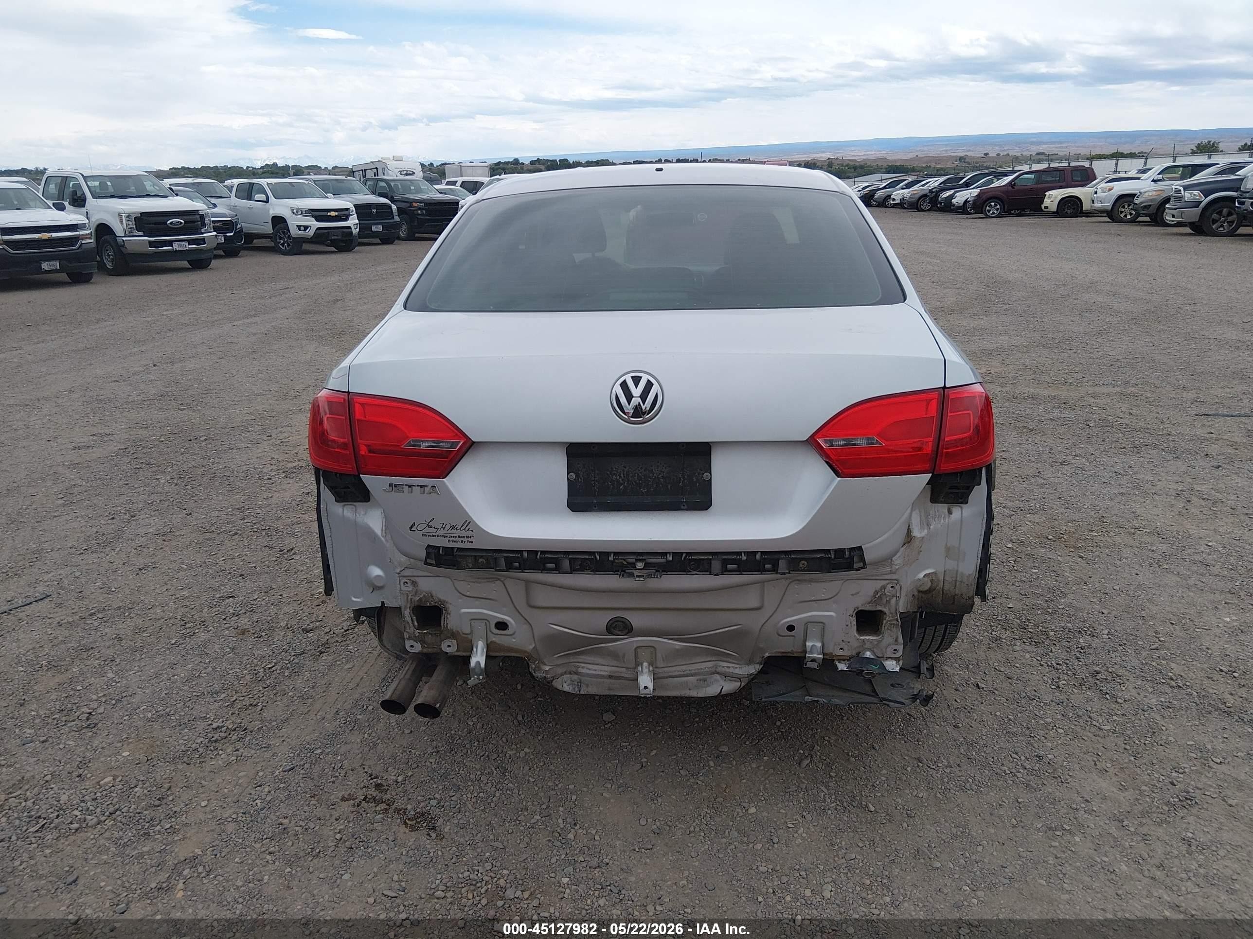 2012 Volkswagen Jetta 2.0l S Silver vin: 3VW2K7AJ9CM308995