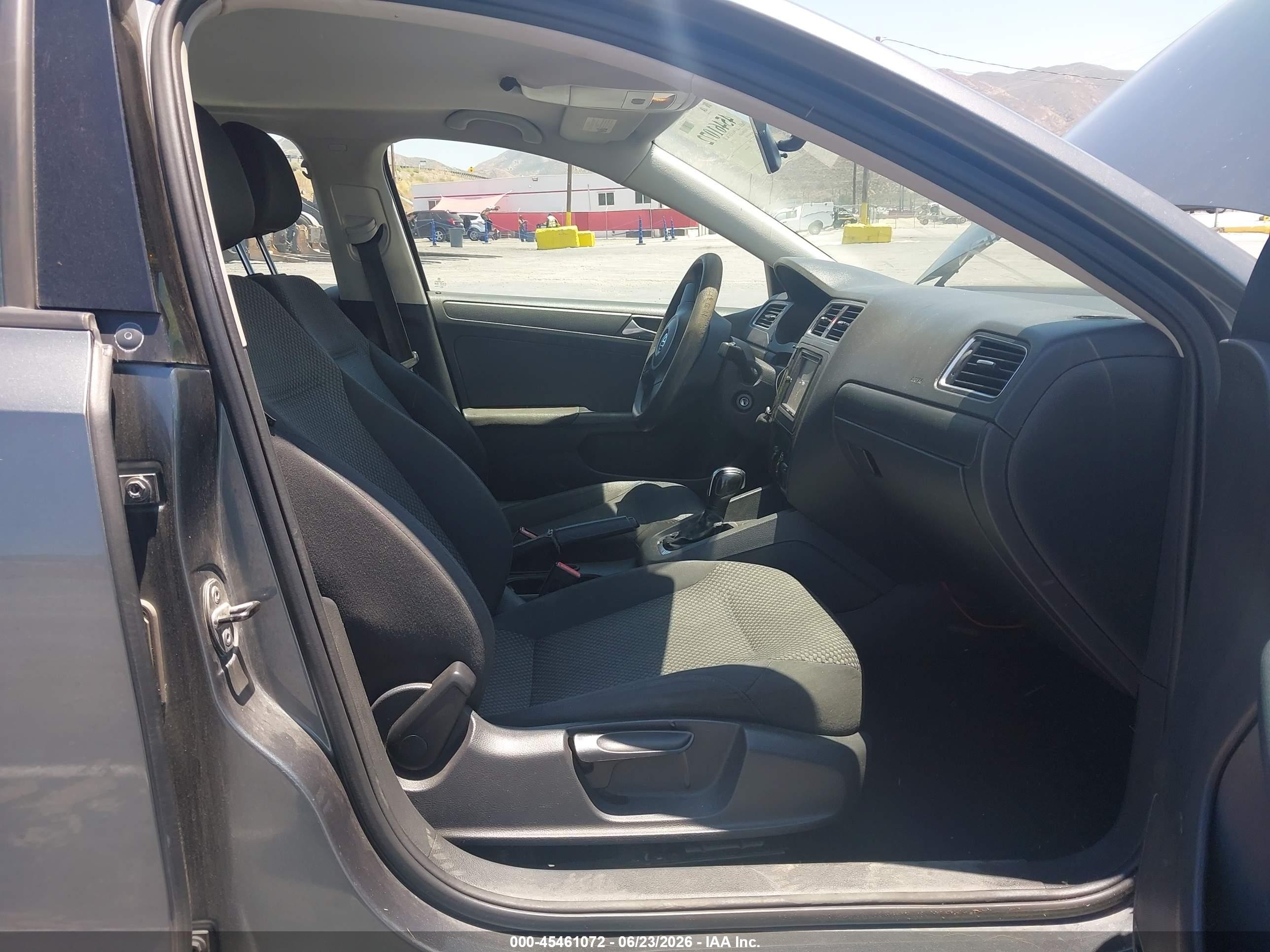 2012 Volkswagen Jetta 2.0l S Silver vin: 3VW2K7AJ9CM310987