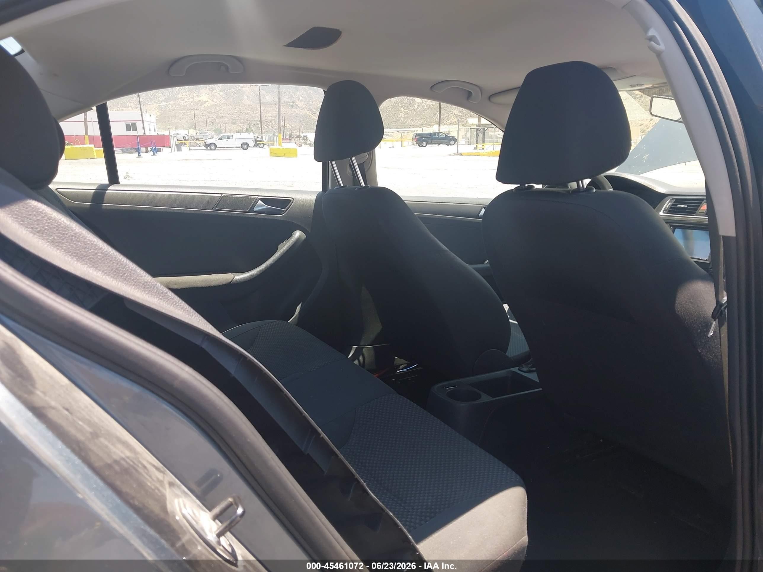 2012 Volkswagen Jetta 2.0l S Silver vin: 3VW2K7AJ9CM310987