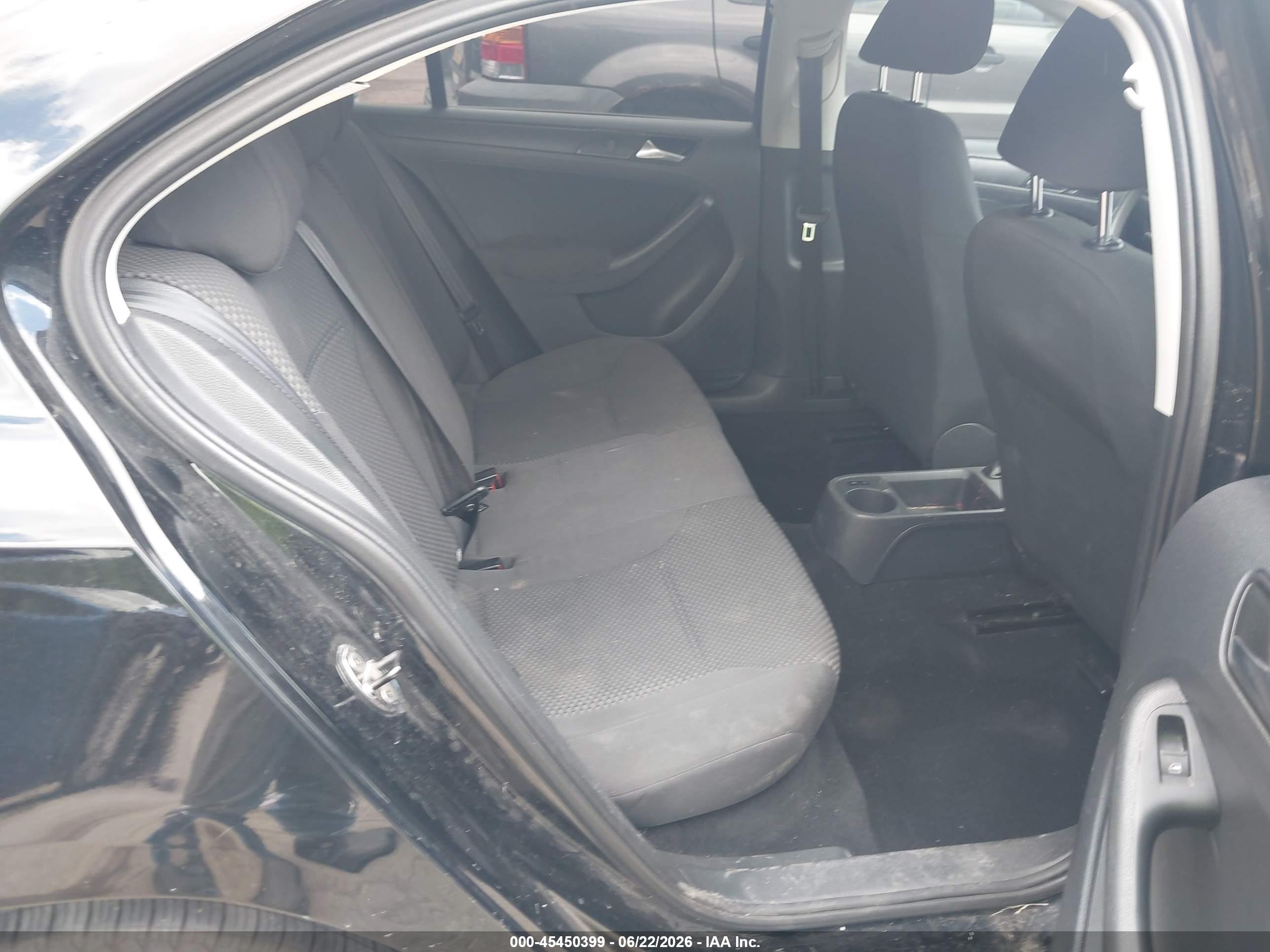 2012 Volkswagen Jetta 2.0l S Черный vin: 3VW2K7AJ9CM334447