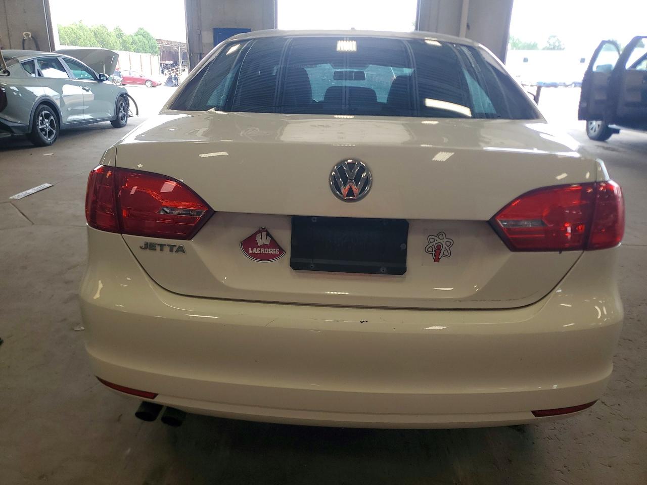 2012 Volkswagen Jetta Base White vin: 3VW2K7AJ9CM416081