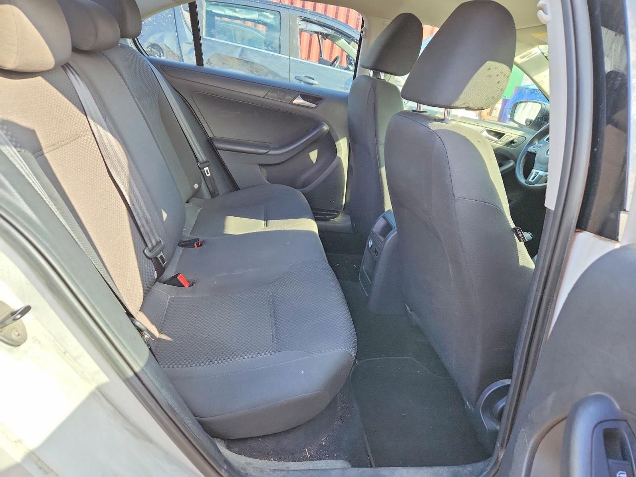 2013 Volkswagen Jetta Base White vin: 3VW2K7AJ9DM278124