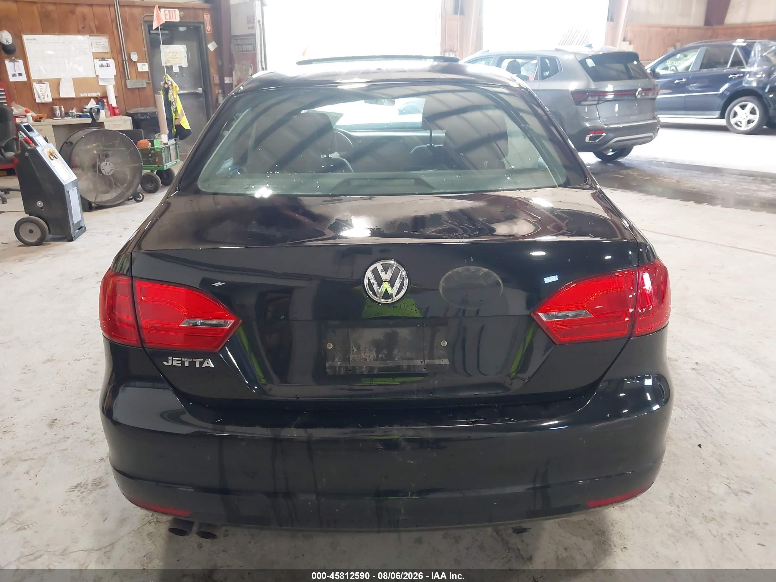 2013 Volkswagen Jetta 2.0l S Black vin: 3VW2K7AJ9DM297725