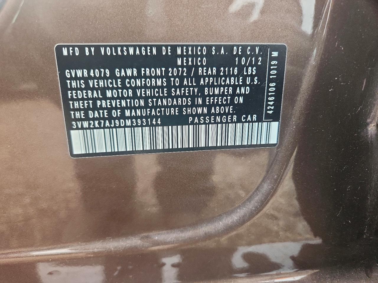 2013 Volkswagen Jetta Base Tan vin: 3VW2K7AJ9DM393144