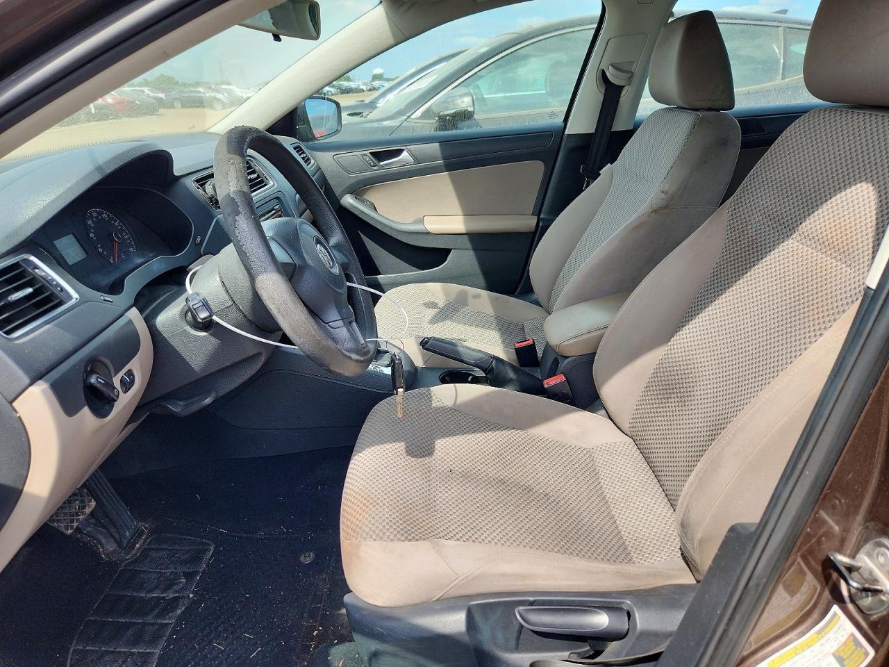 2013 Volkswagen Jetta Base Tan vin: 3VW2K7AJ9DM393144