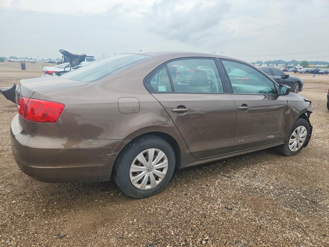 2013 Volkswagen Jetta Base Tan vin: 3VW2K7AJ9DM393144