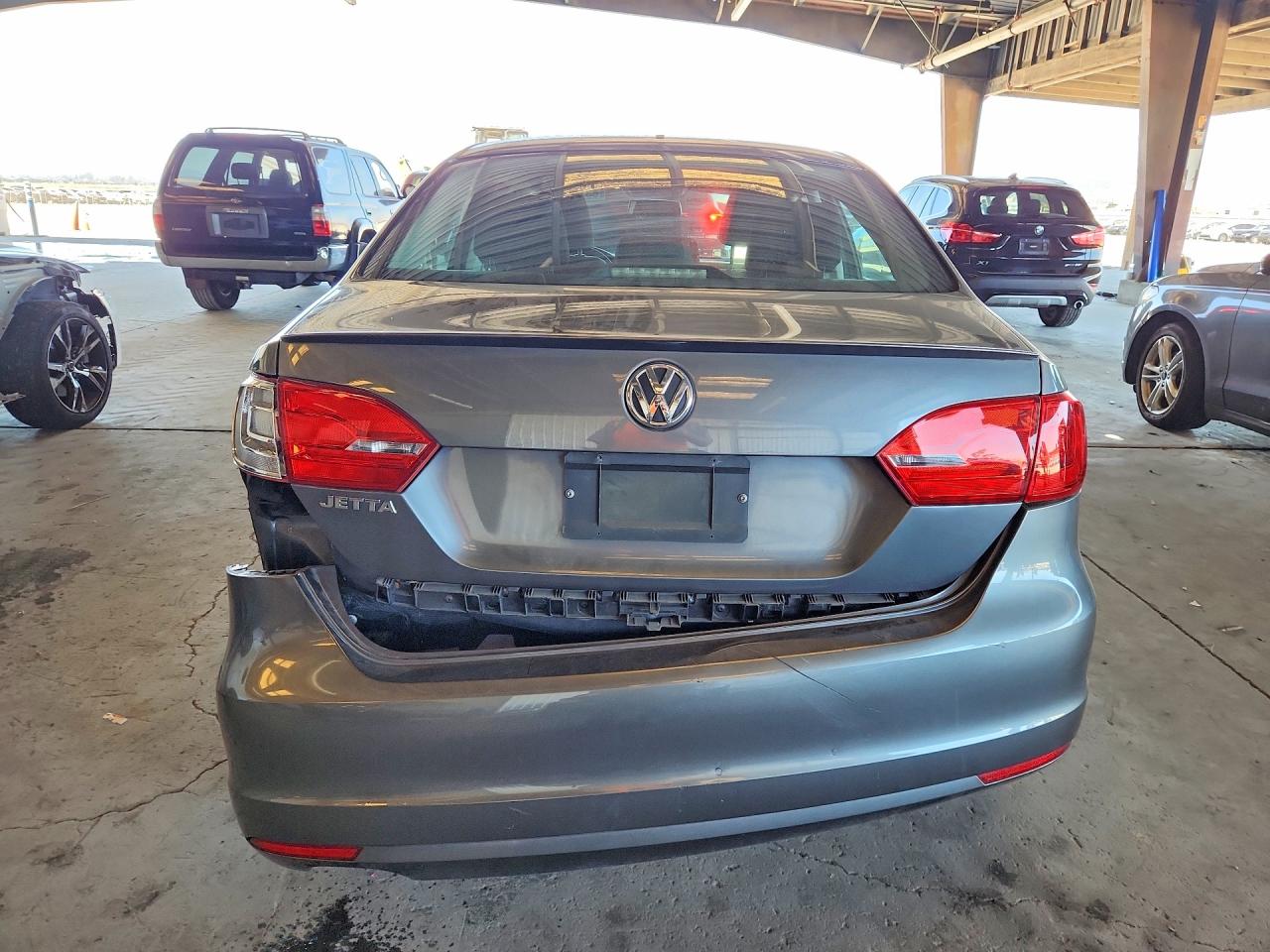 2013 Volkswagen Jetta Base Серый vin: 3VW2K7AJ9DM415806