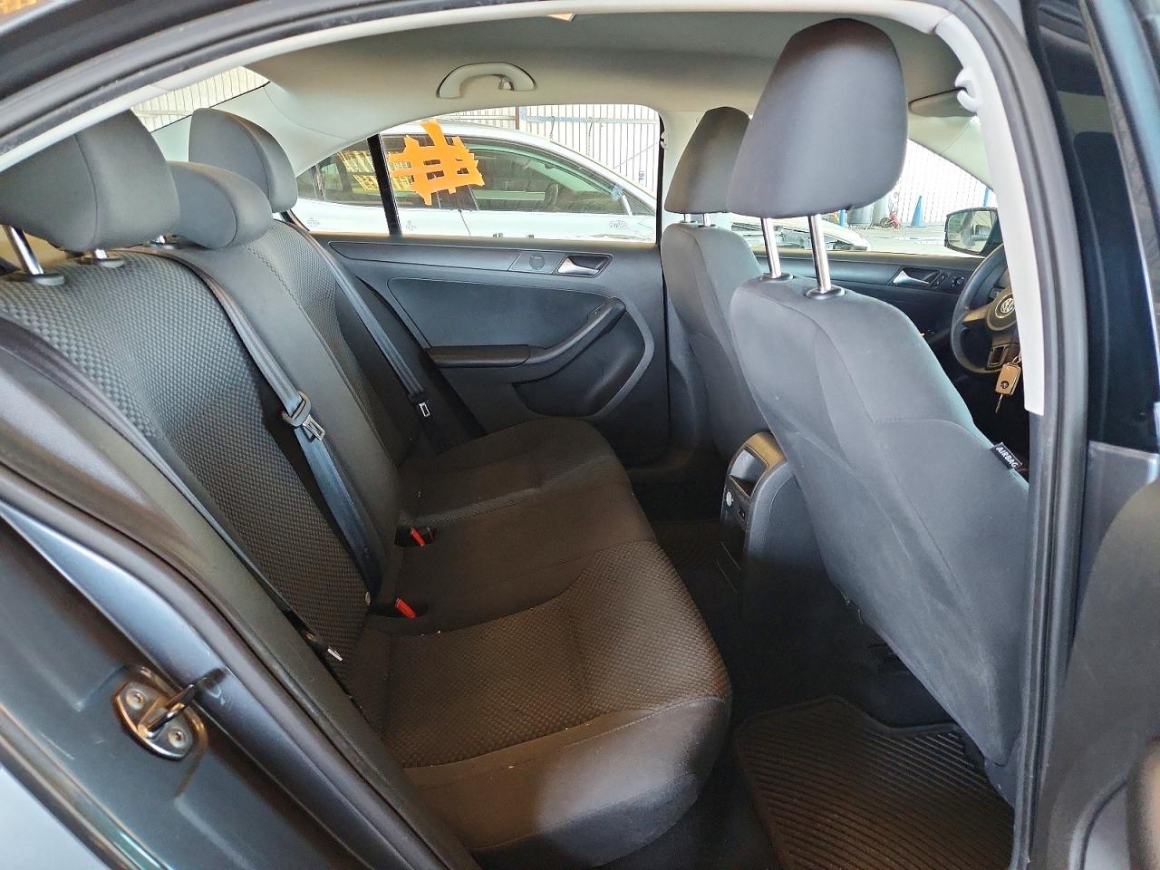 2013 Volkswagen Jetta Base Серый vin: 3VW2K7AJ9DM415806