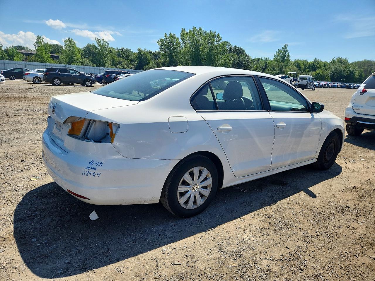 2014 Volkswagen Jetta Base White vin: 3VW2K7AJ9EM350067