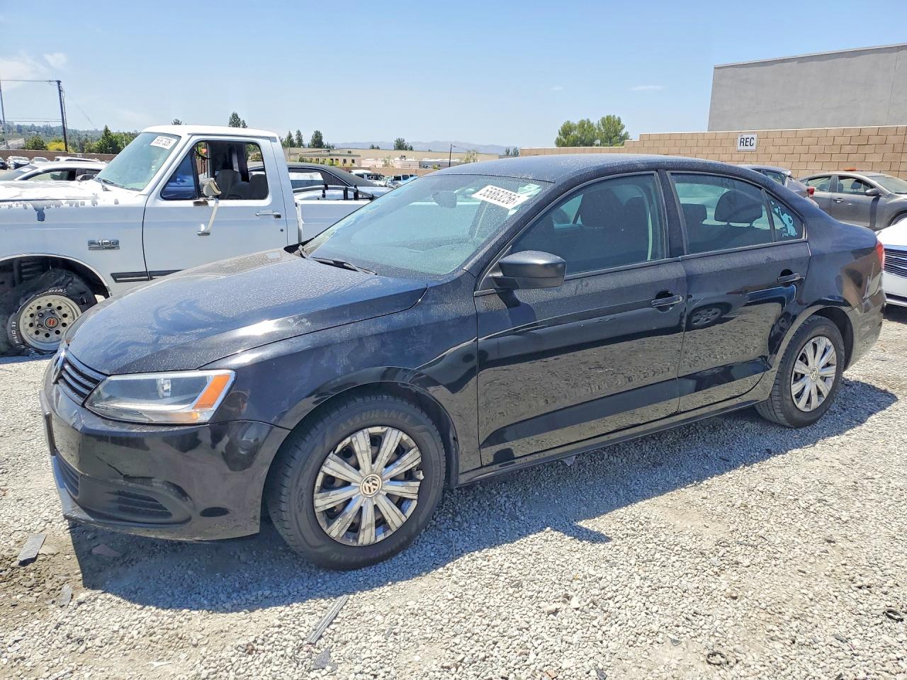 3VW2K7AJ9EM383098
