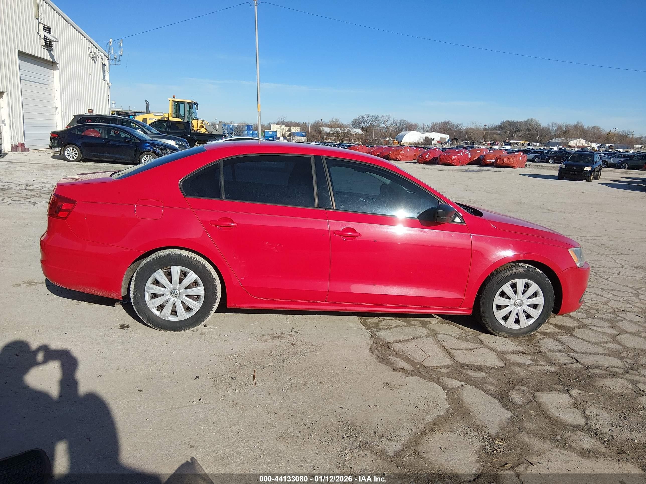 2014 Volkswagen Jetta 2.0l S Red vin: 3VW2K7AJ9EM410610