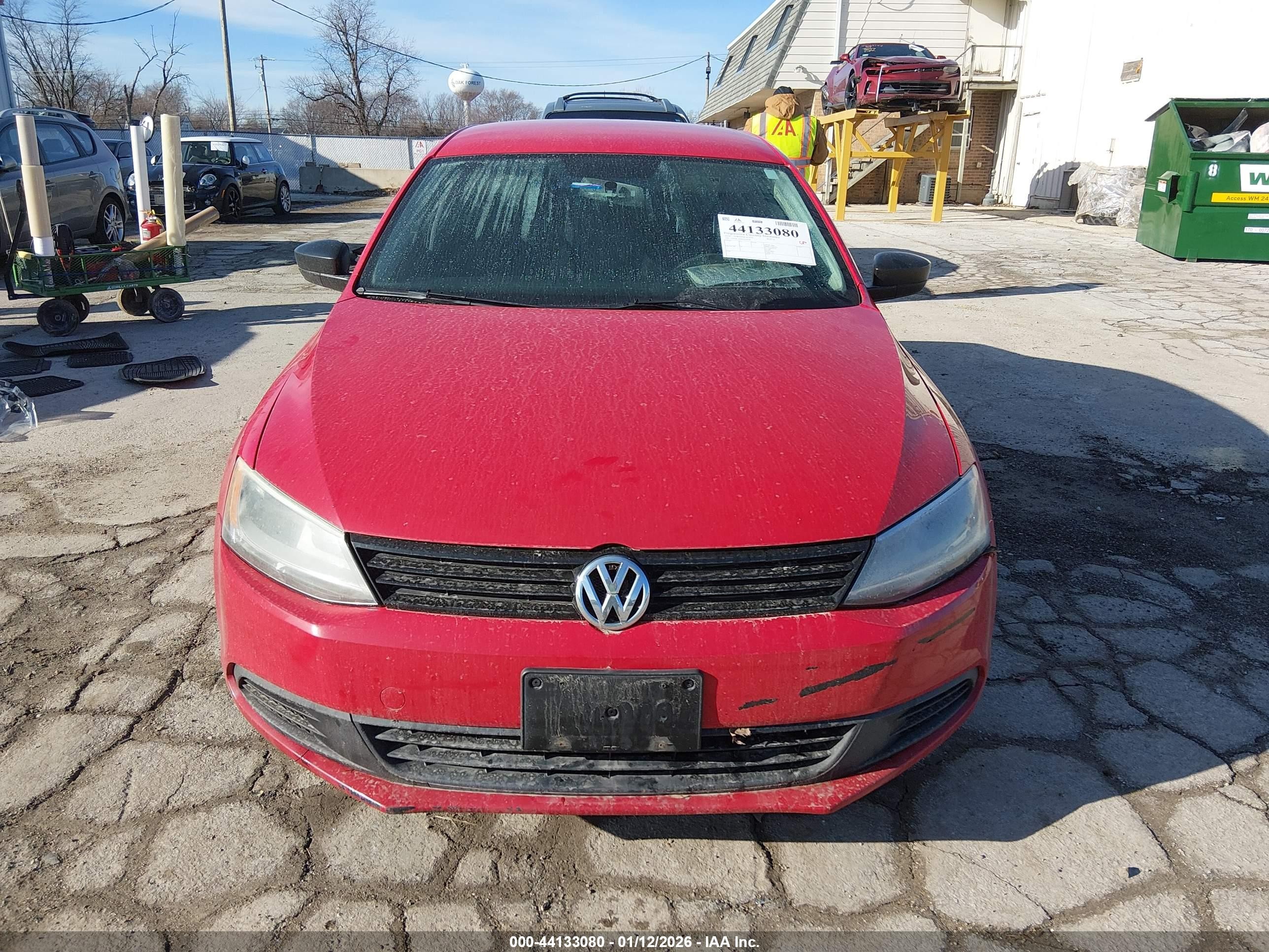 2014 Volkswagen Jetta 2.0l S Red vin: 3VW2K7AJ9EM410610