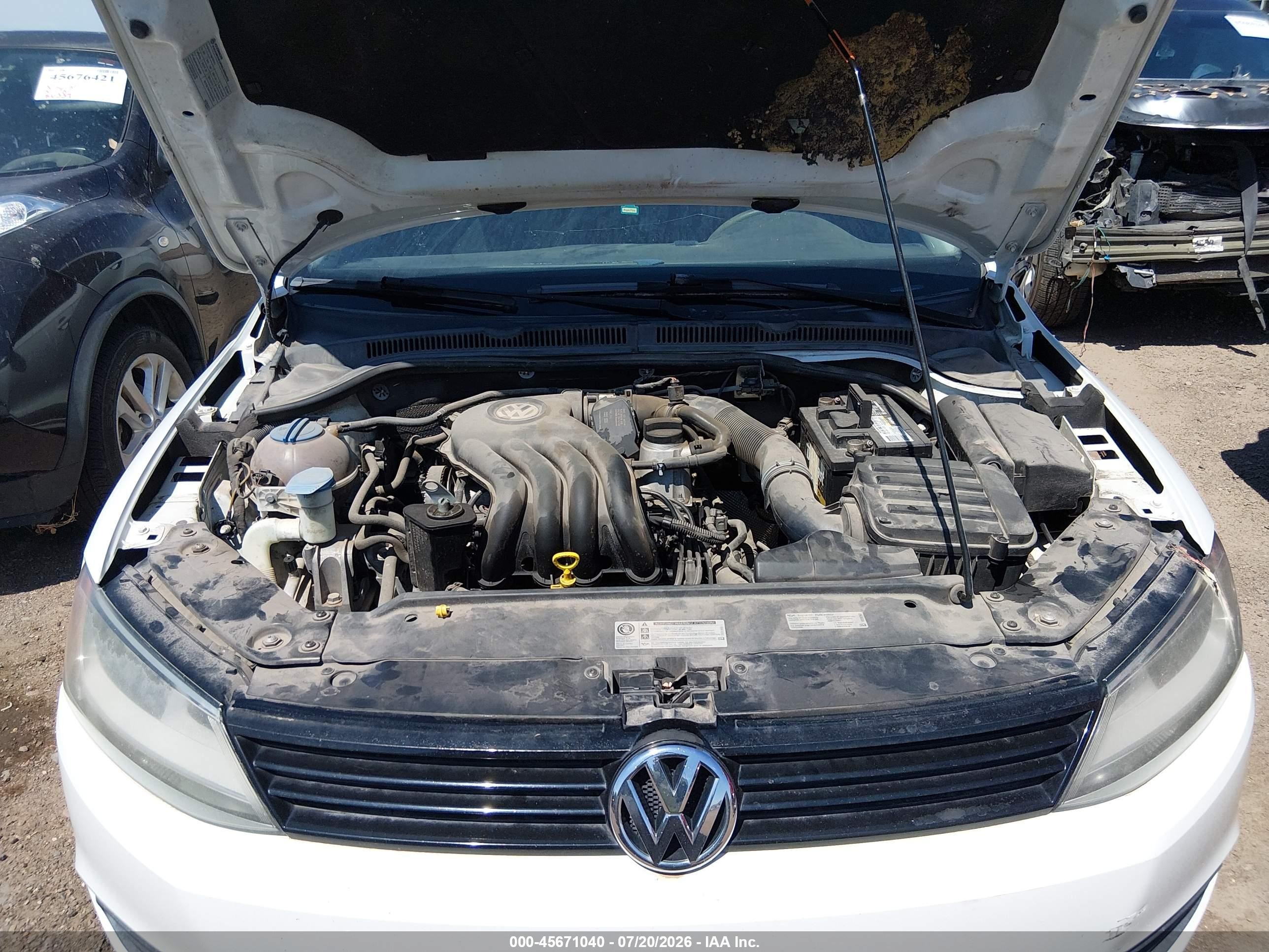 2014 Volkswagen Jetta 2.0l S Белый vin: 3VW2K7AJ9EM424412