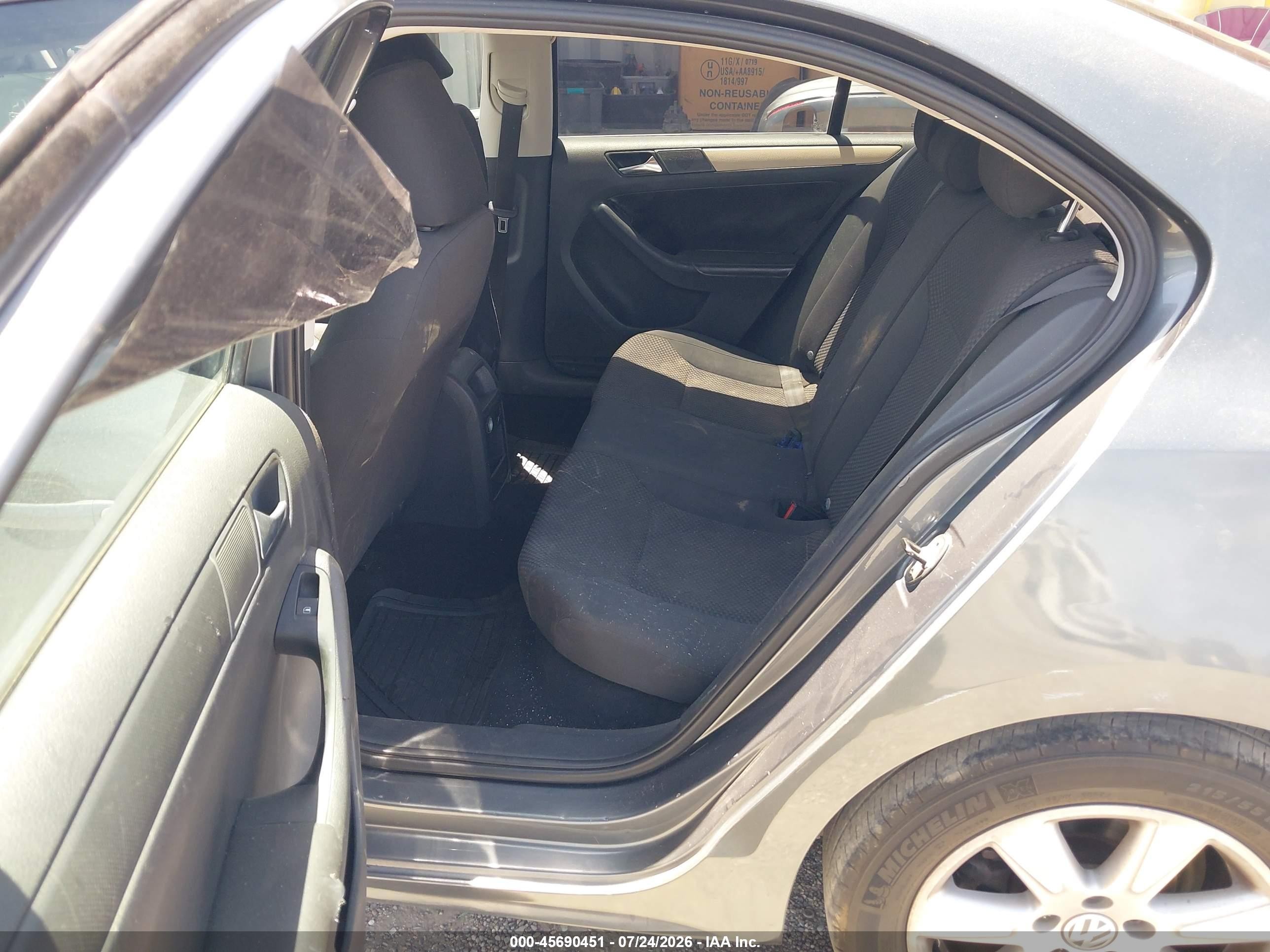 2014 Volkswagen Jetta 2.0l S Gray vin: 3VW2K7AJ9EM445129