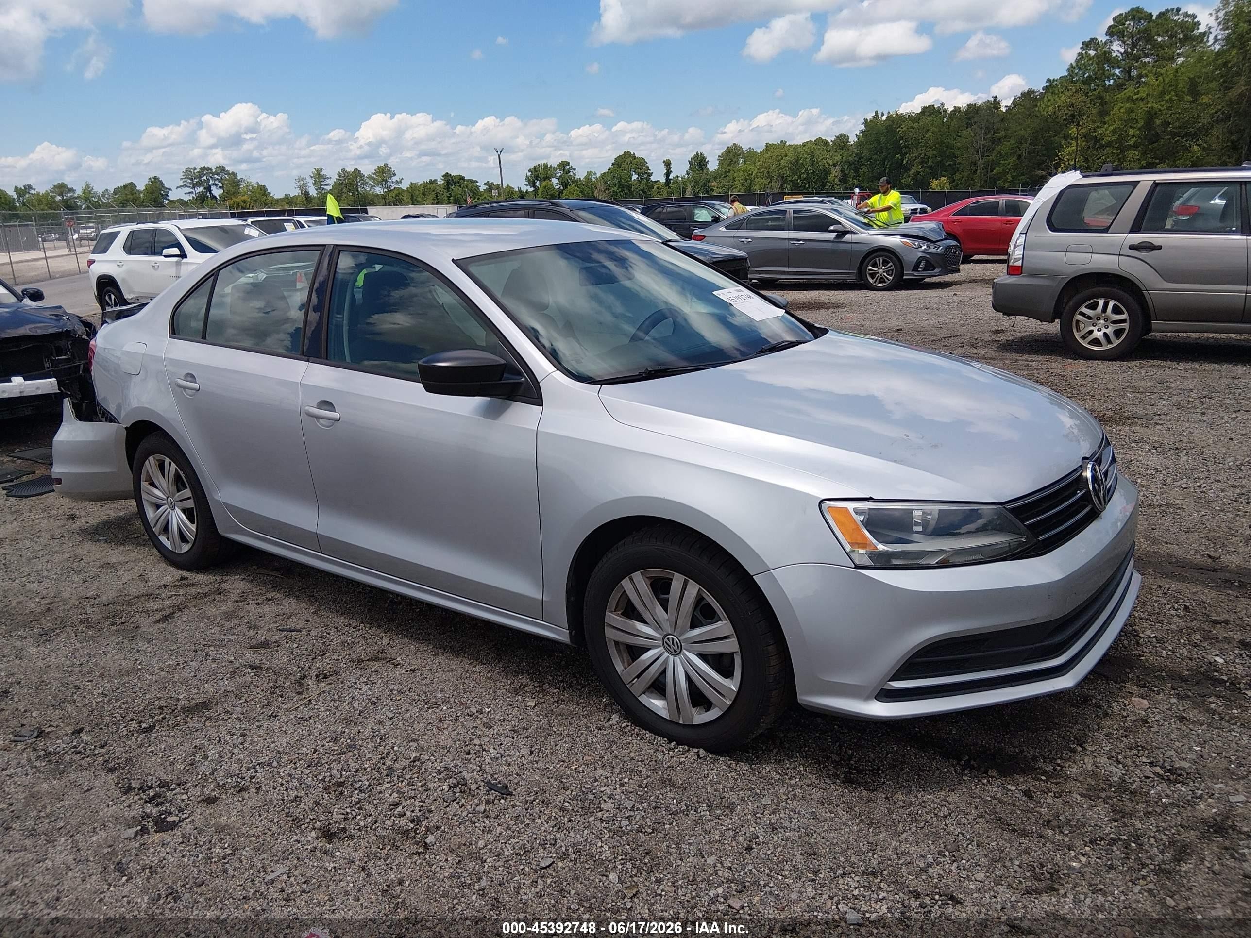 3VW2K7AJ9FM210330