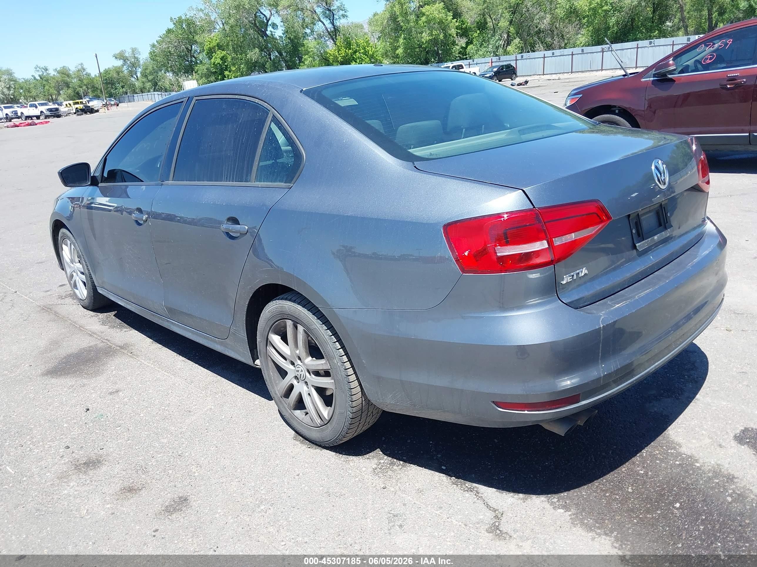2015 Volkswagen Jetta 2.0l S Gray vin: 3VW2K7AJ9FM215690