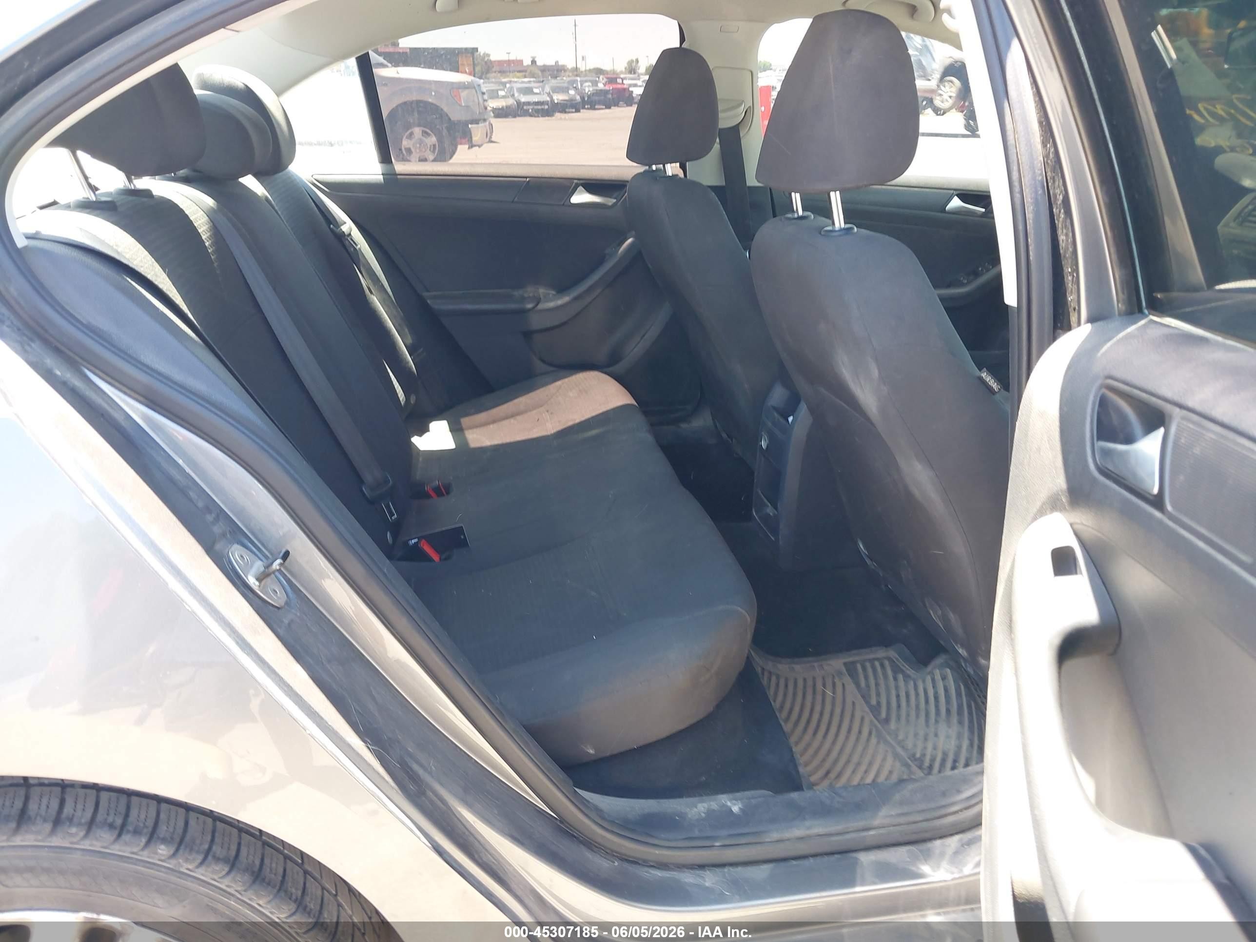 2015 Volkswagen Jetta 2.0l S Gray vin: 3VW2K7AJ9FM215690