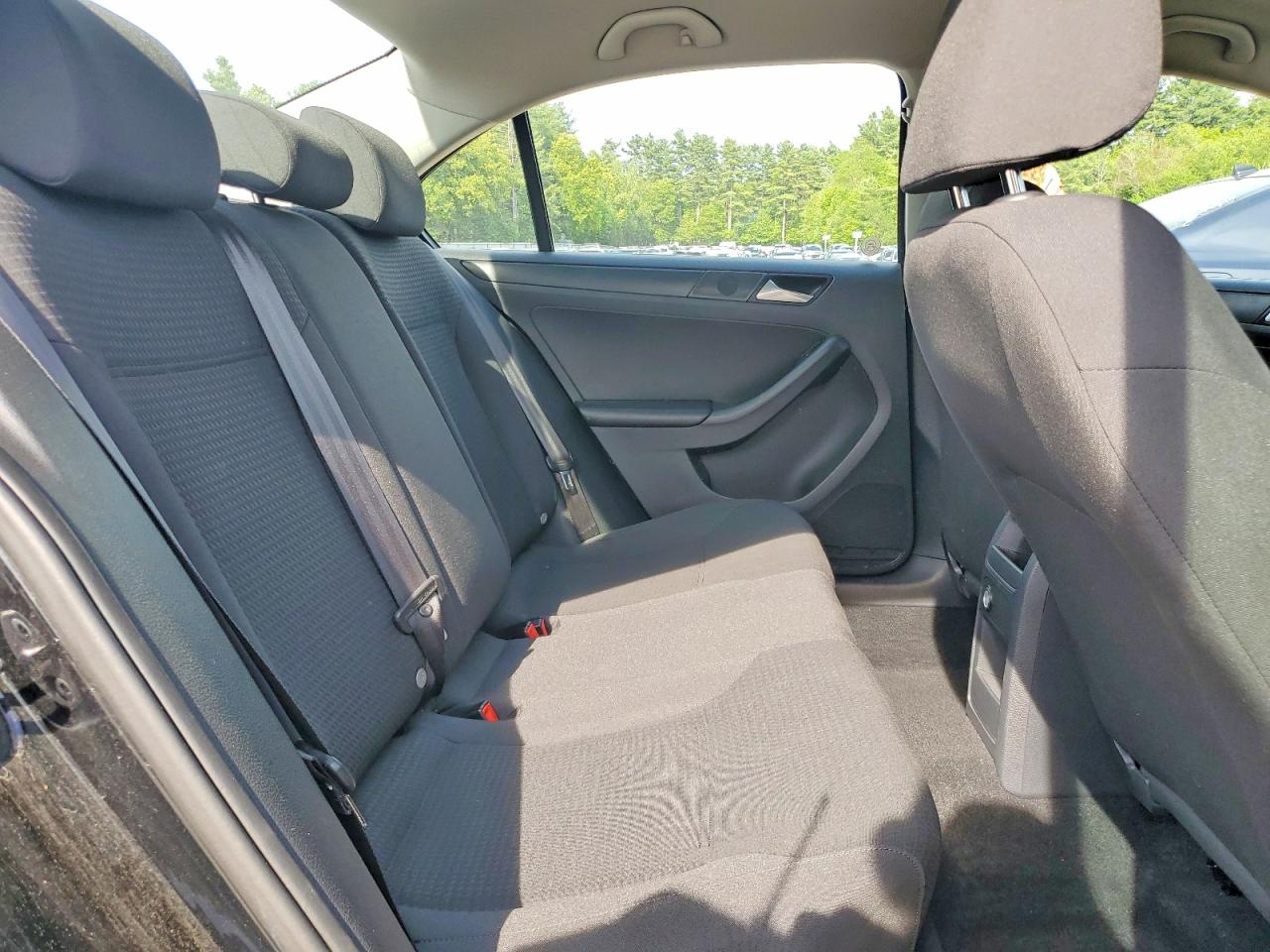 2015 Volkswagen Jetta Base Черный vin: 3VW2K7AJ9FM242503
