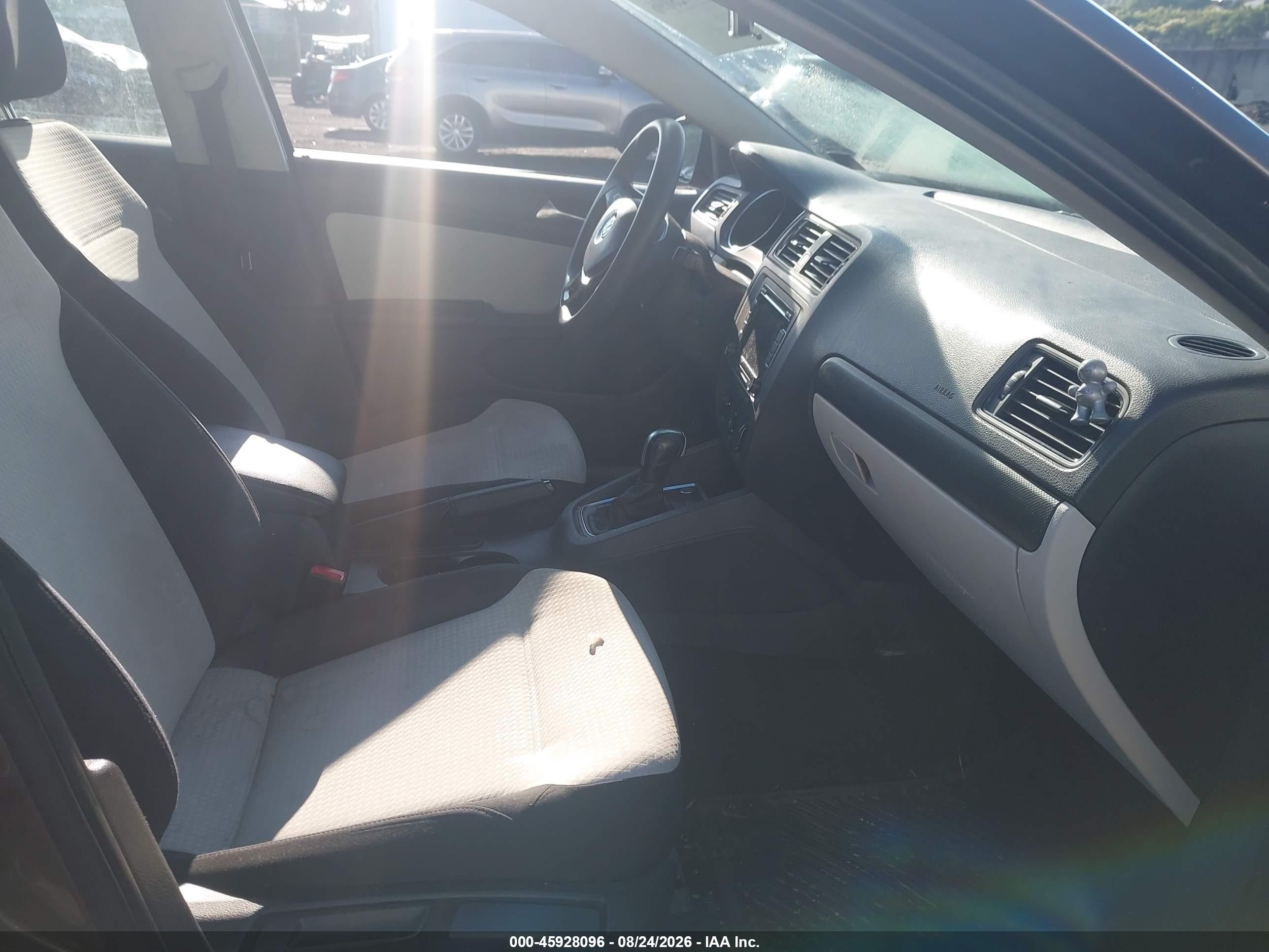 2015 Volkswagen Jetta S Коричневый vin: 3VW2K7AJ9FM272021
