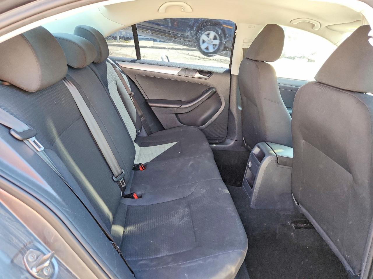 2015 Volkswagen Jetta Base Gray vin: 3VW2K7AJ9FM306359