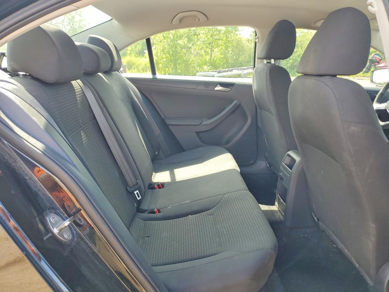 2015 Volkswagen Jetta Base Black vin: 3VW2K7AJ9FM335876