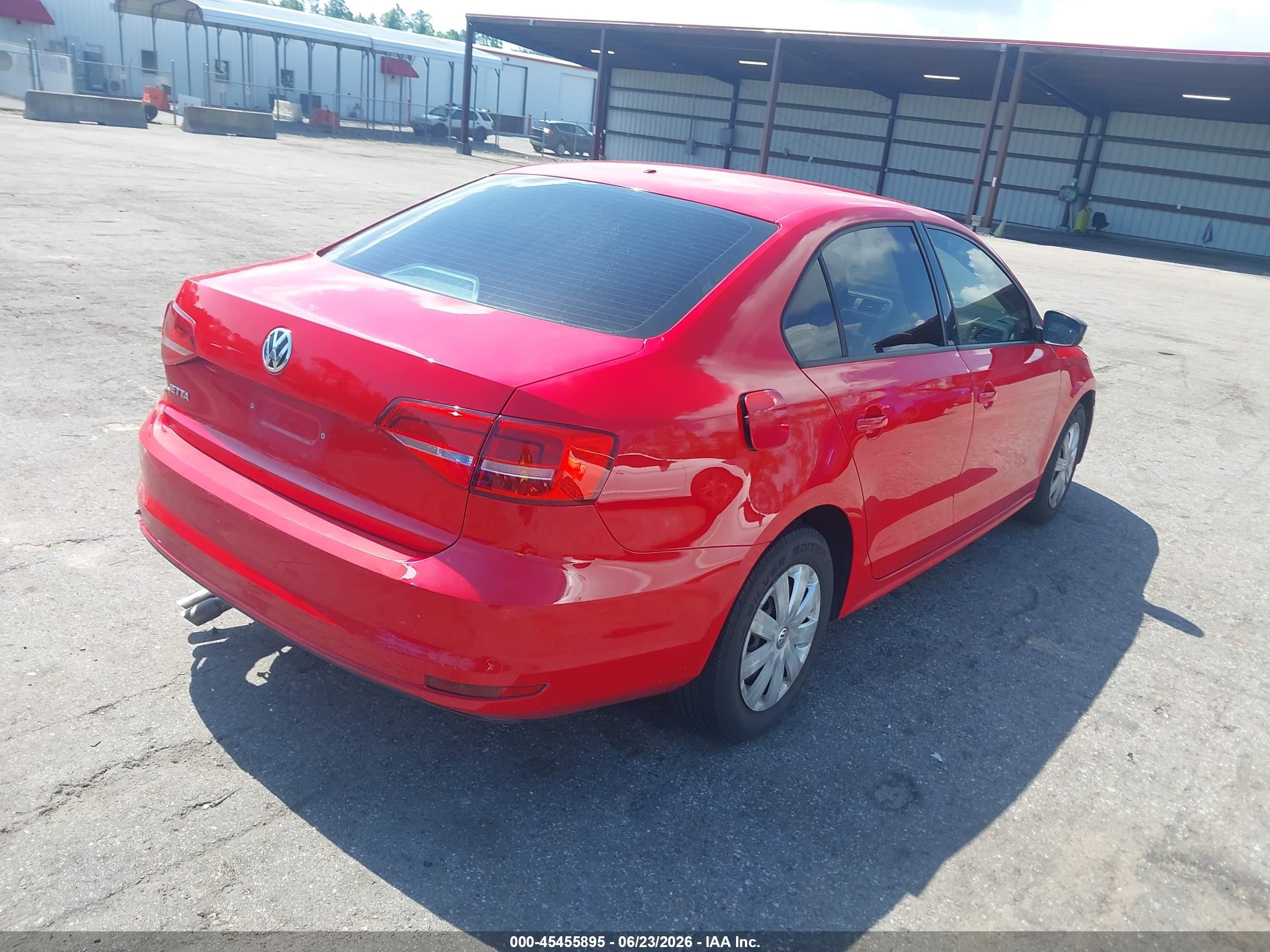2015 Volkswagen Jetta 2.0l S Красный vin: 3VW2K7AJ9FM343668