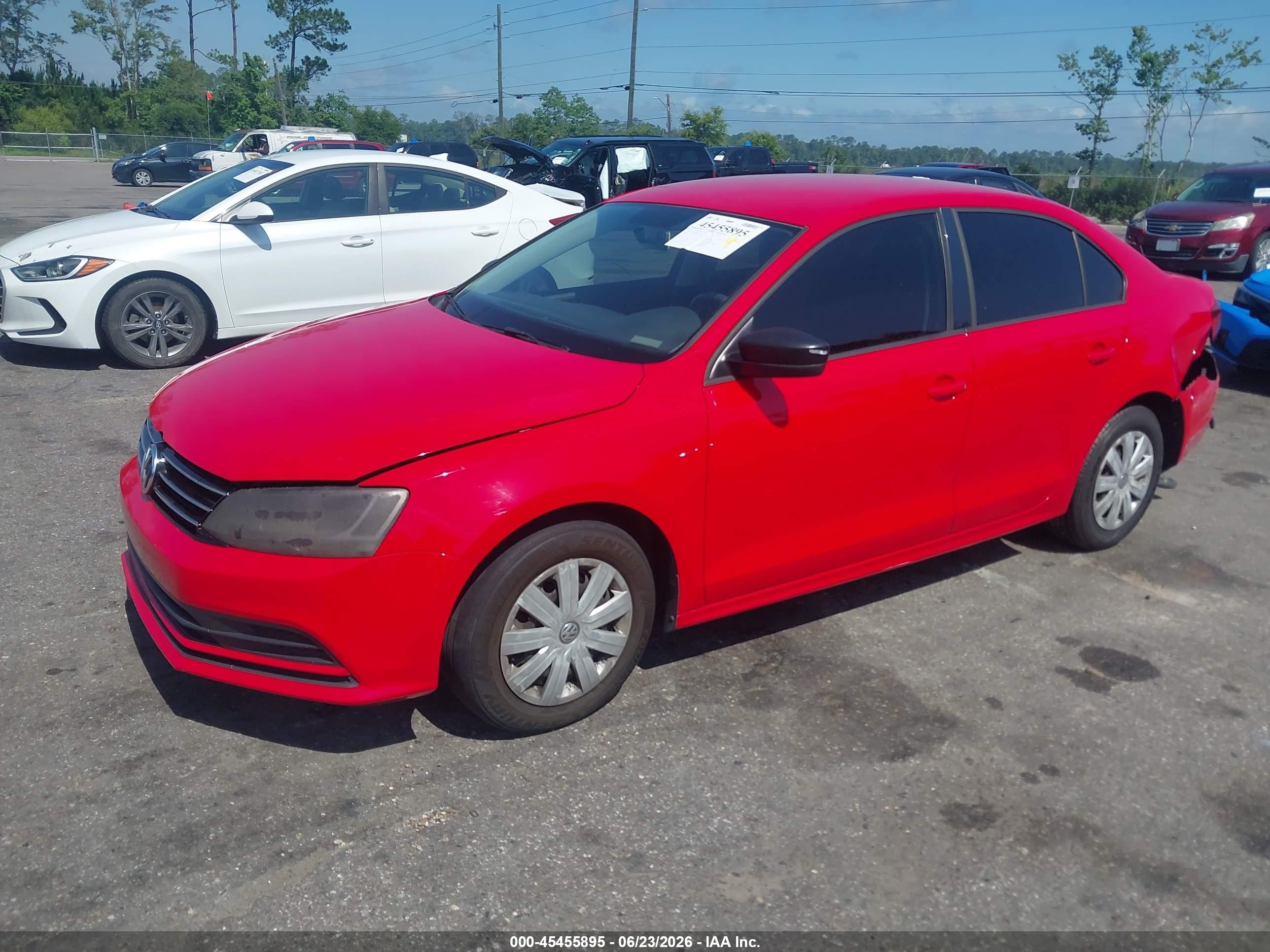 2015 Volkswagen Jetta 2.0l S Красный vin: 3VW2K7AJ9FM343668