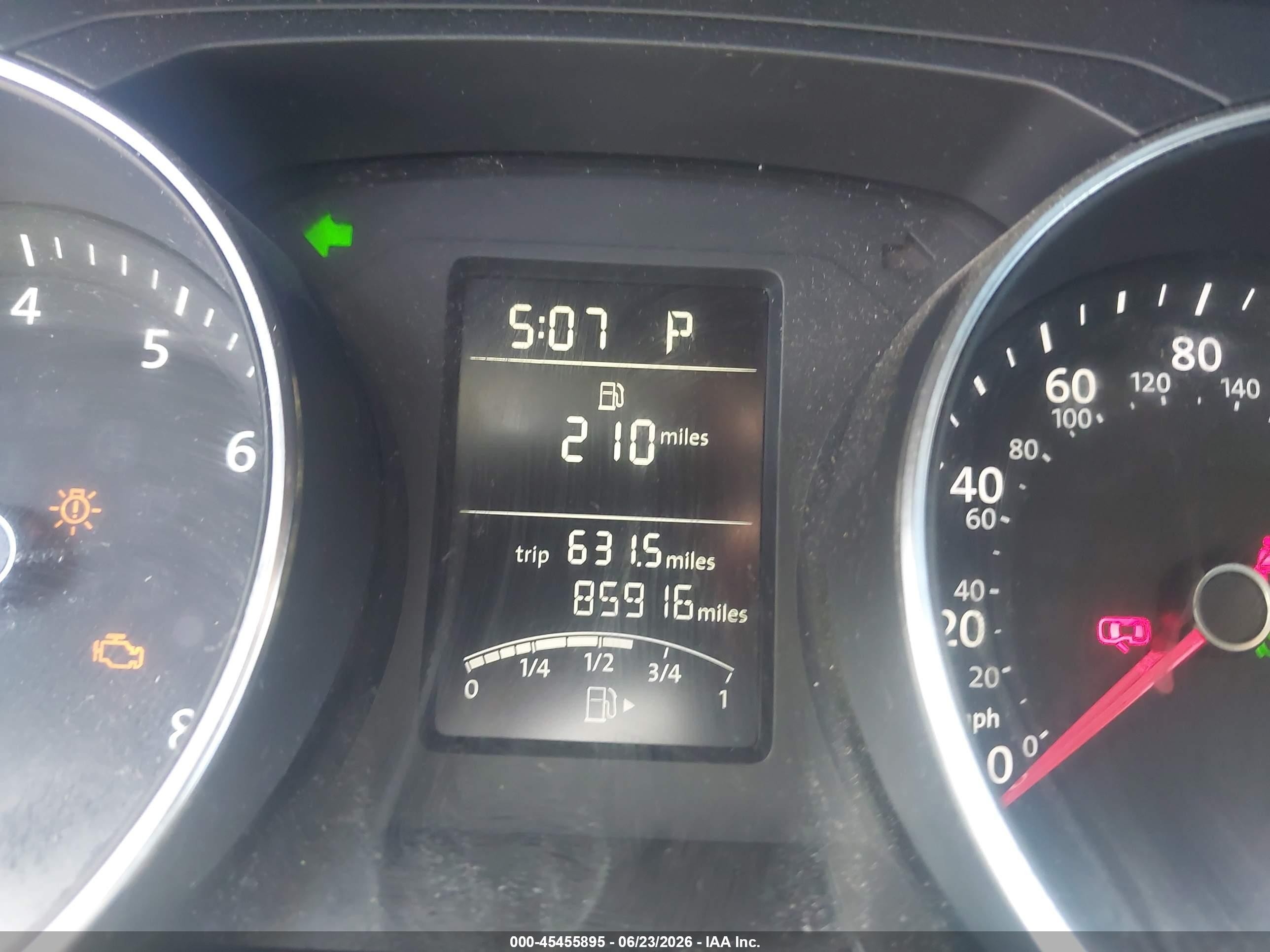 2015 Volkswagen Jetta 2.0l S Красный vin: 3VW2K7AJ9FM343668