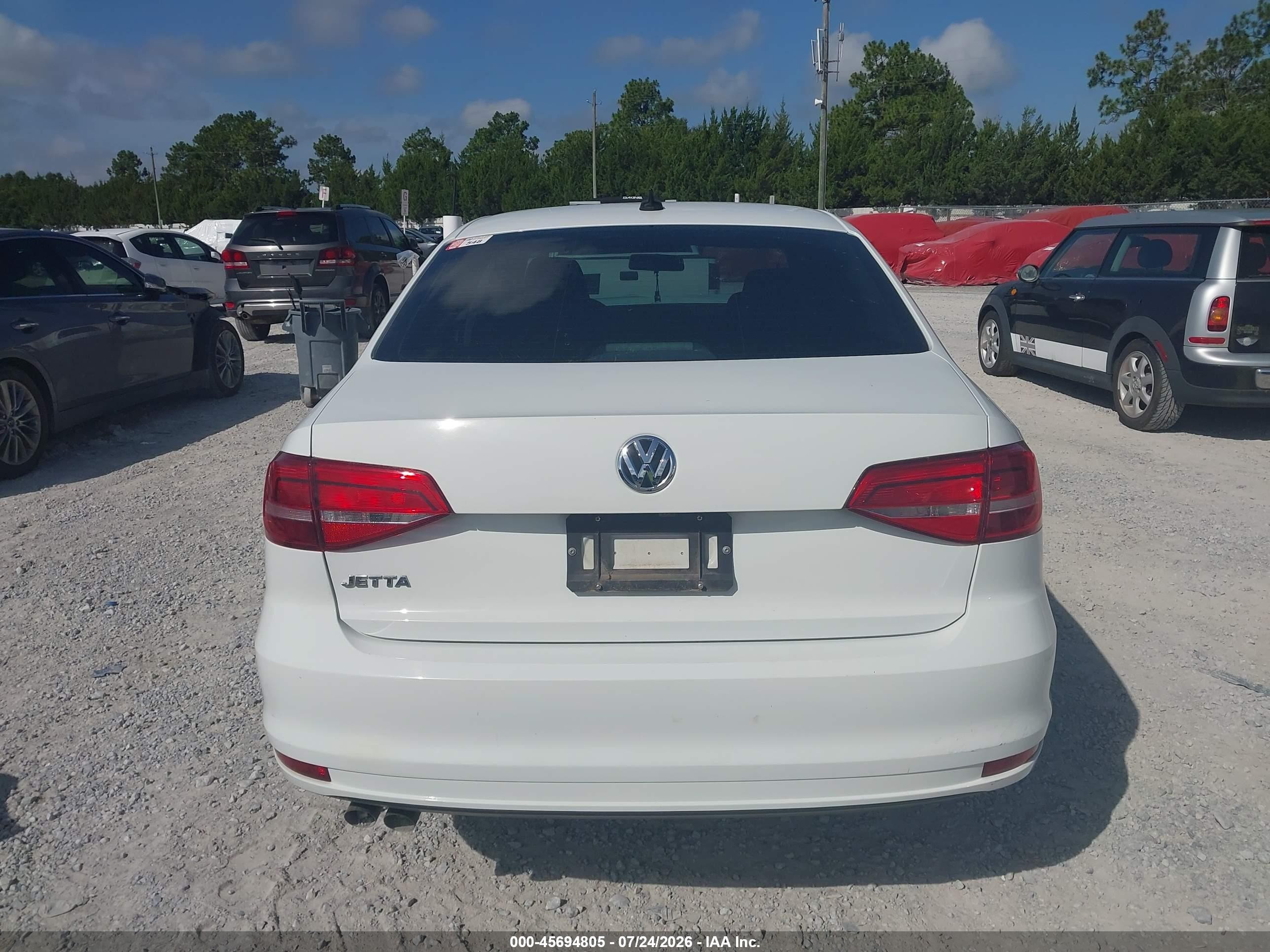 2015 Volkswagen Jetta 2.0l S White vin: 3VW2K7AJ9FM422158