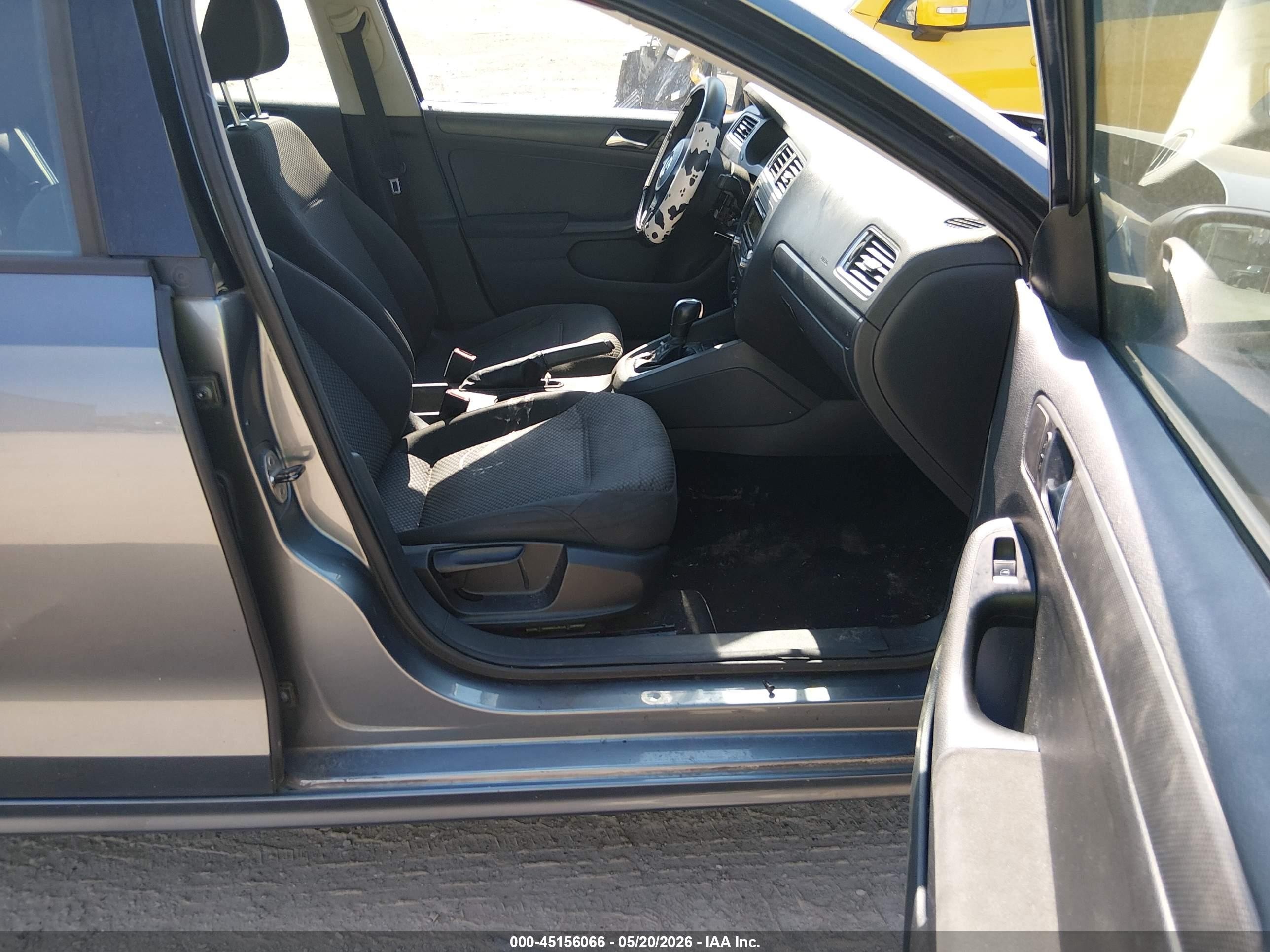 2011 Volkswagen Jetta 2.0l S Gray vin: 3VW2K7AJXBM068970