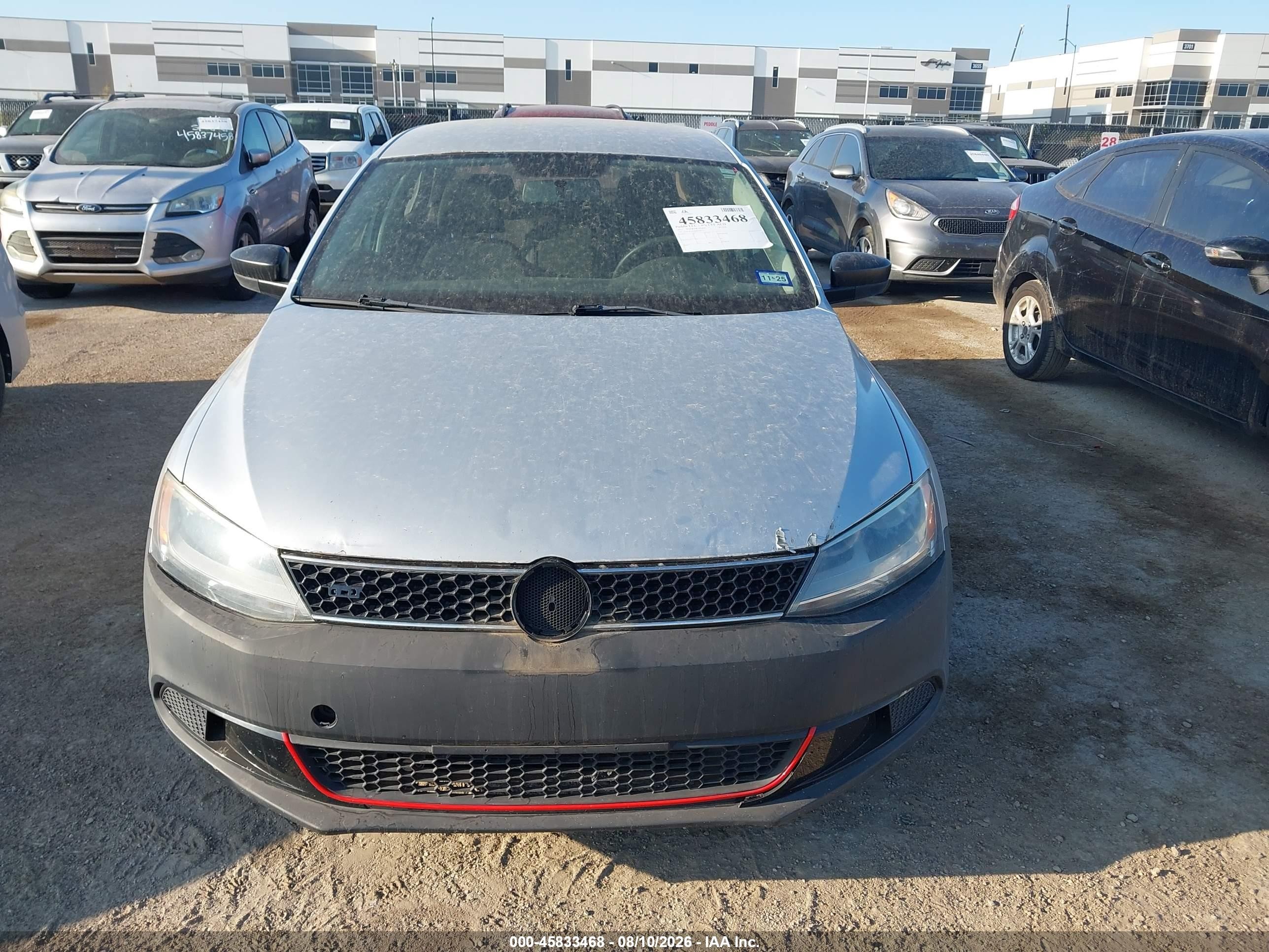 2011 Volkswagen Jetta 2.0l S Silver vin: 3VW2K7AJXBM360974